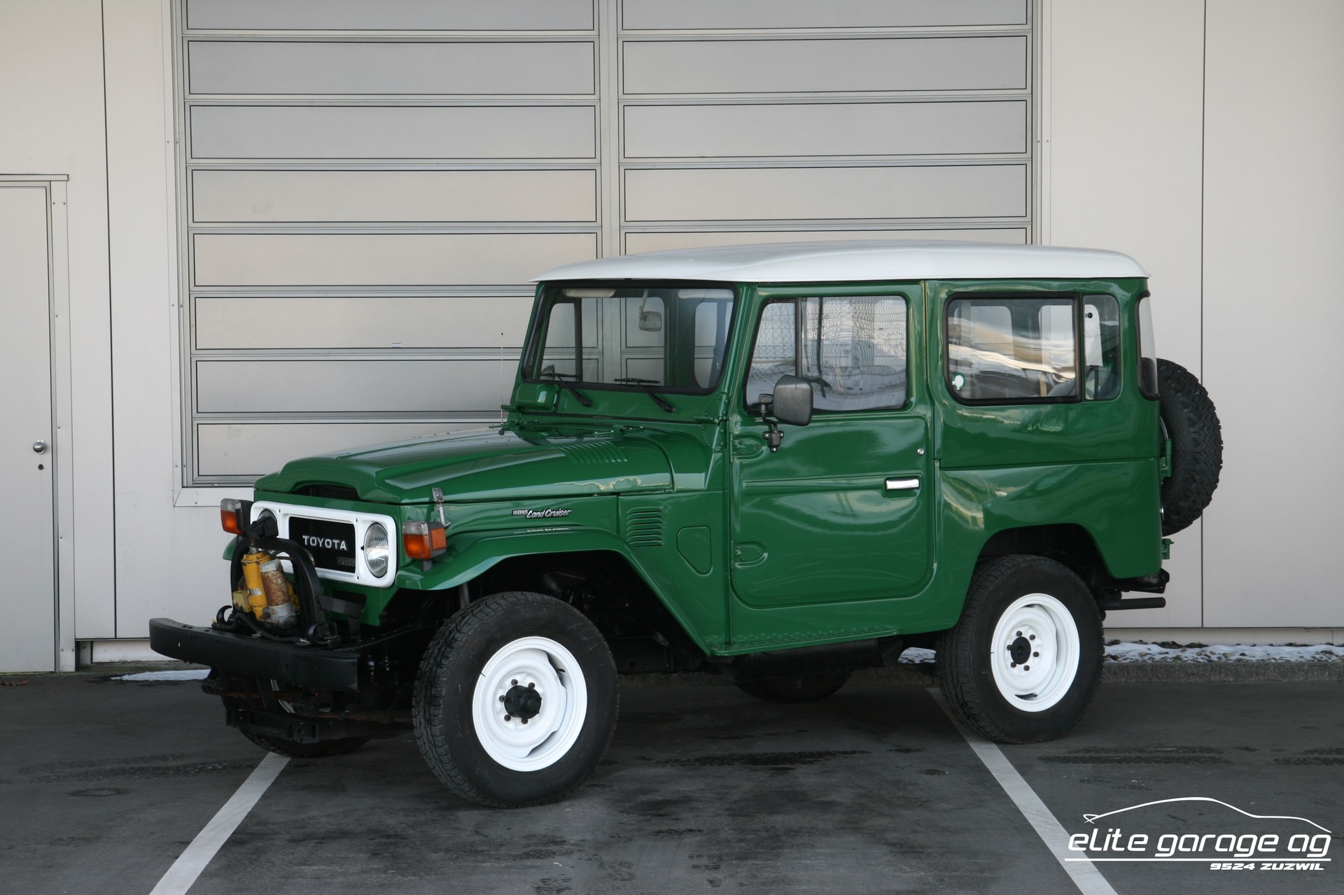 TOYOTA Land Cruiser BJ42-image-0