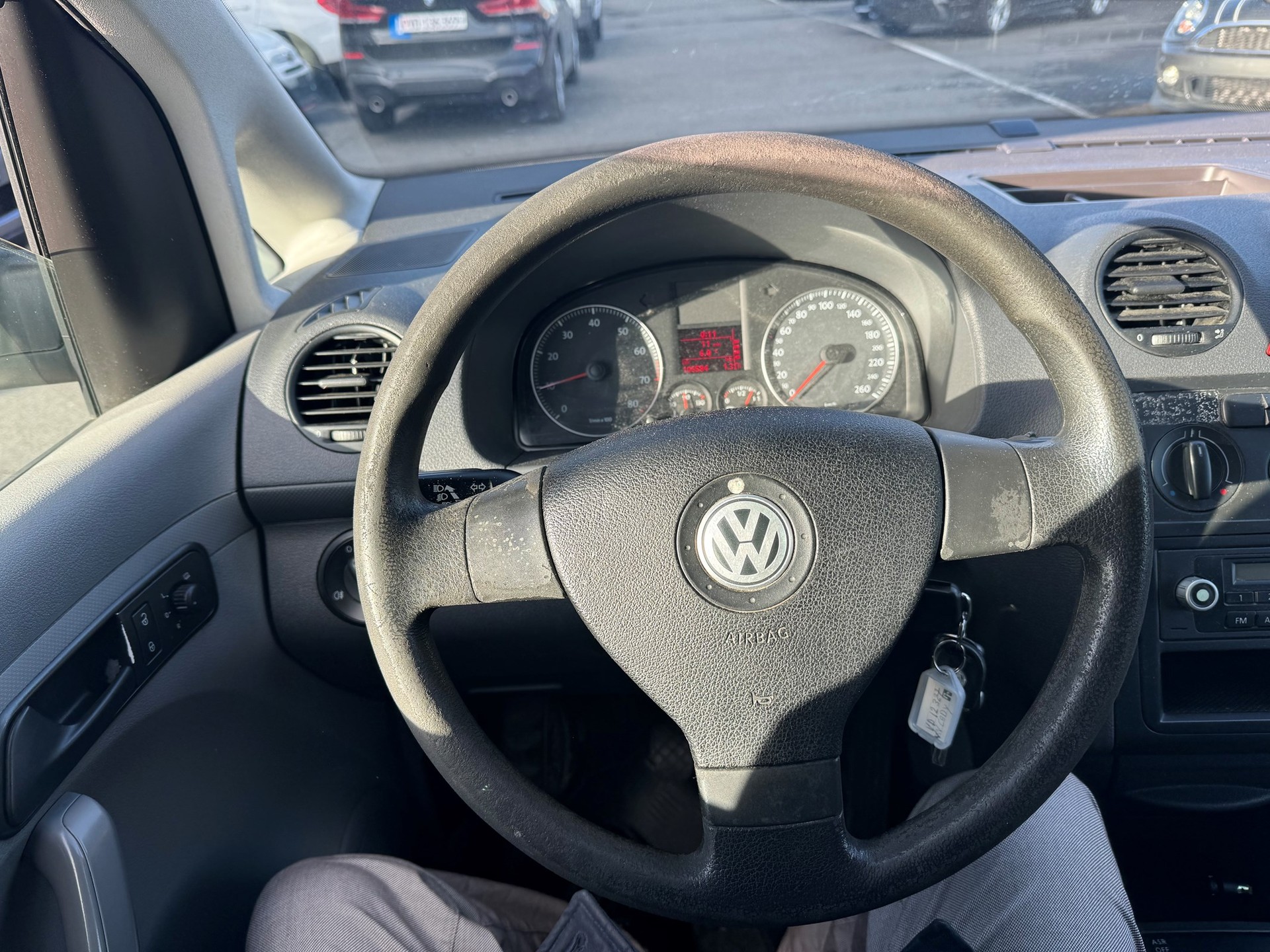 VW Caddy 2.0 EcoFuel-image-11