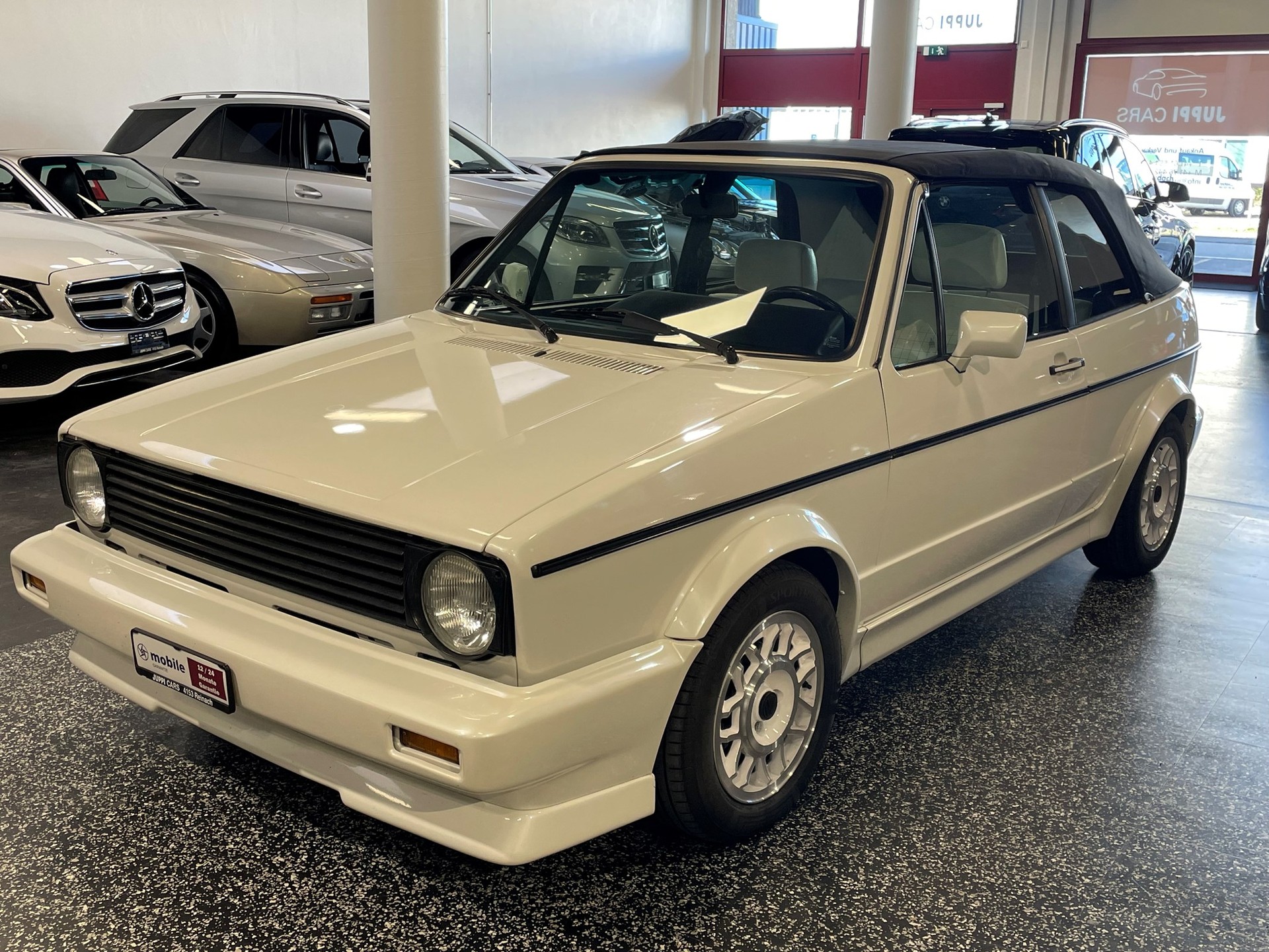 VW GOLF 1-image-0