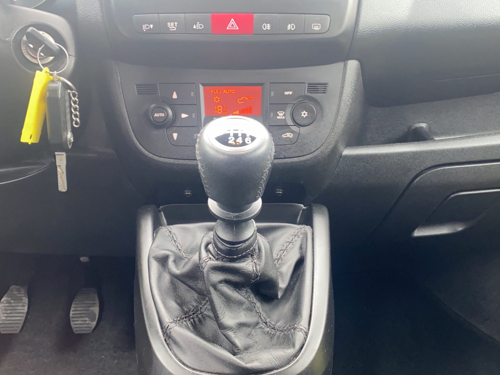 OPEL Combo 1.4 Turbo Cosmo L1H1-image-20