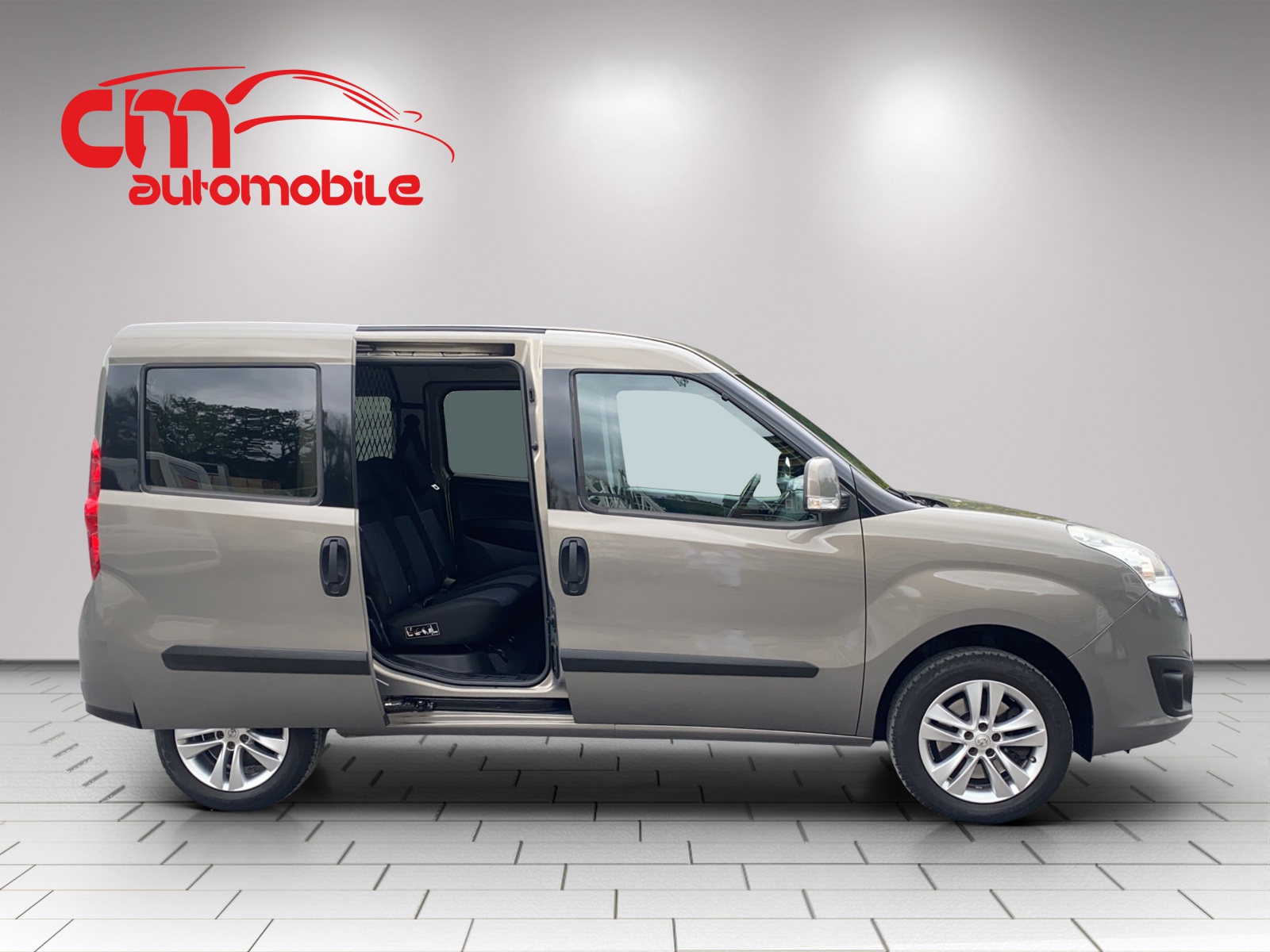 OPEL Combo 1.4 Turbo Cosmo L1H1-image-8