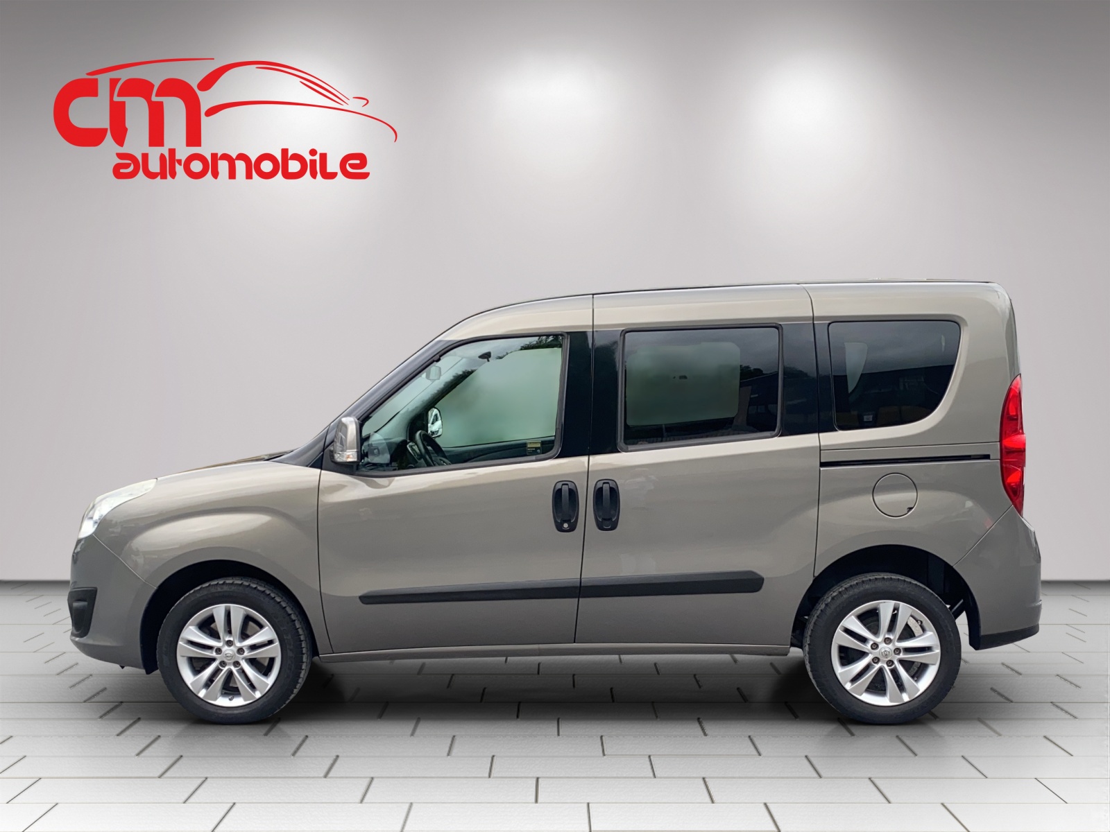 OPEL Combo 1.4 Turbo Cosmo L1H1-showroom-element-2