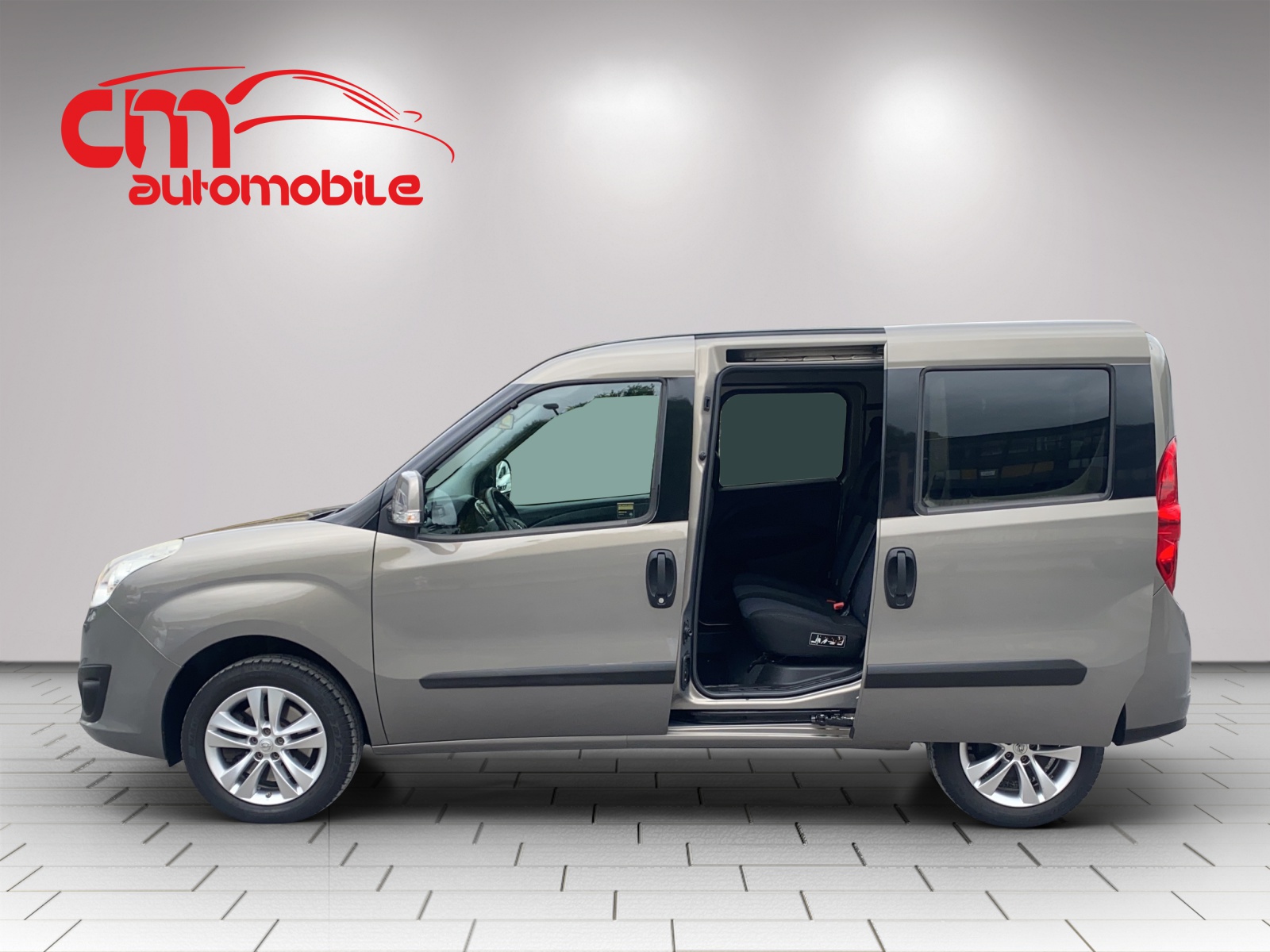OPEL Combo 1.4 Turbo Cosmo L1H1-showroom-element-1