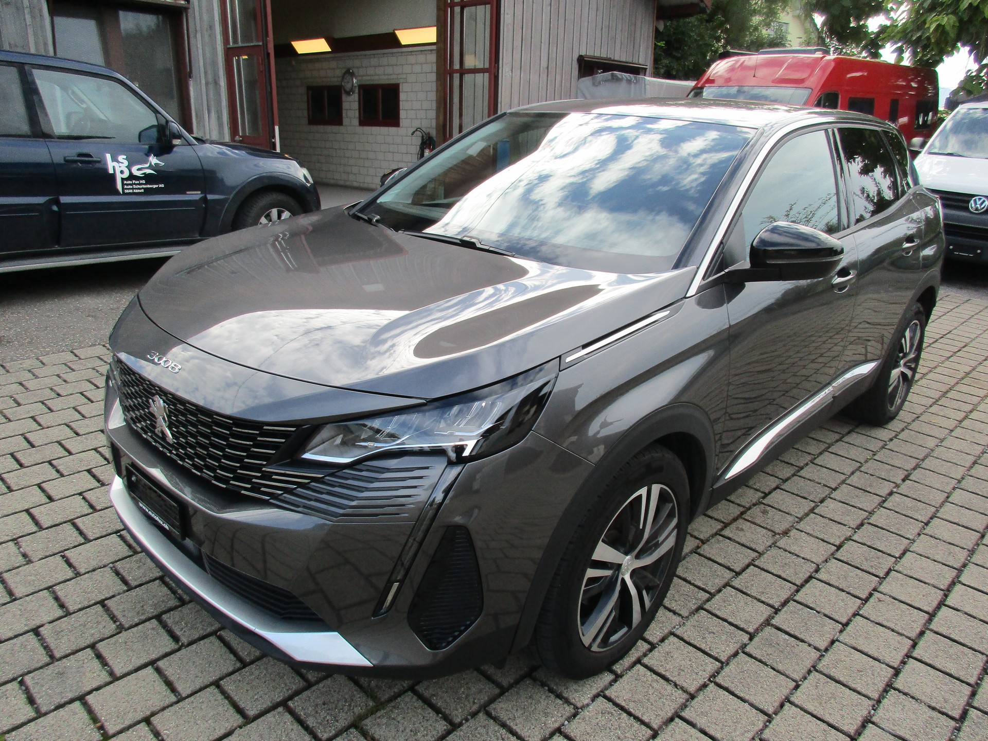 PEUGEOT 3008 1.2 PureTech Allure Pack EAT8-image-0