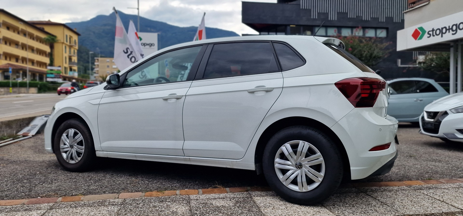 VW Polo 1.0 TSI Basis-image-2