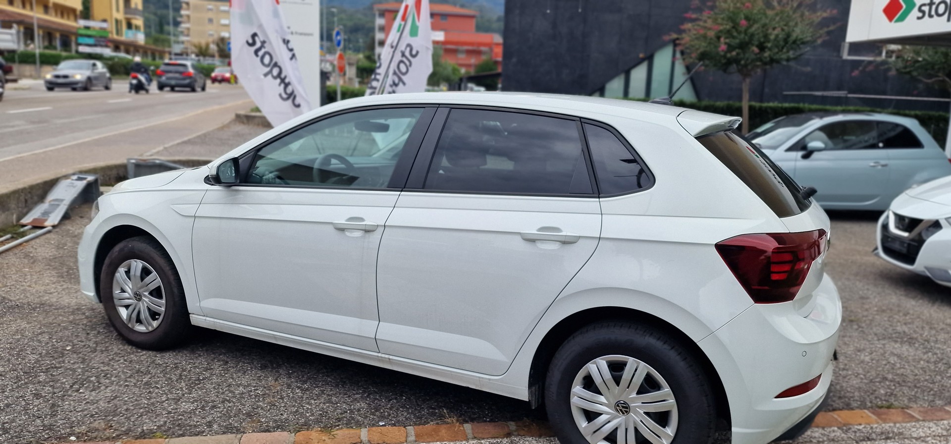 VW Polo 1.0 TSI Basis-image-1