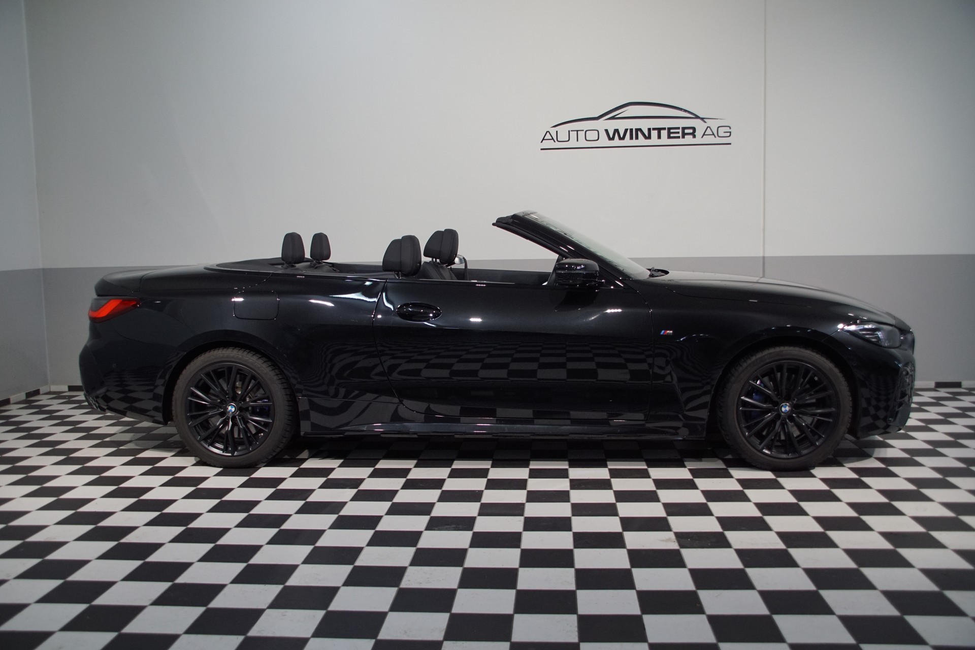 BMW M440i xDrive 48V Cabriolet Steptronic-image-12