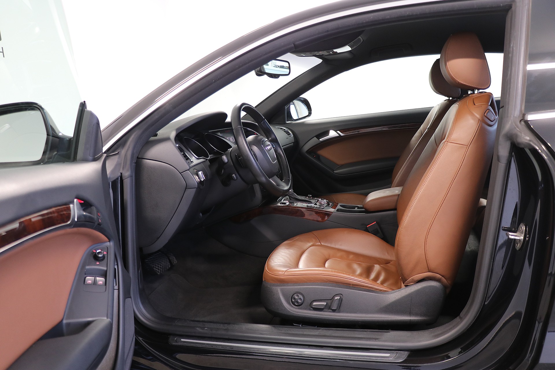 AUDI A5 Coupé 3.2 FSI quattro tiptronic-image-5