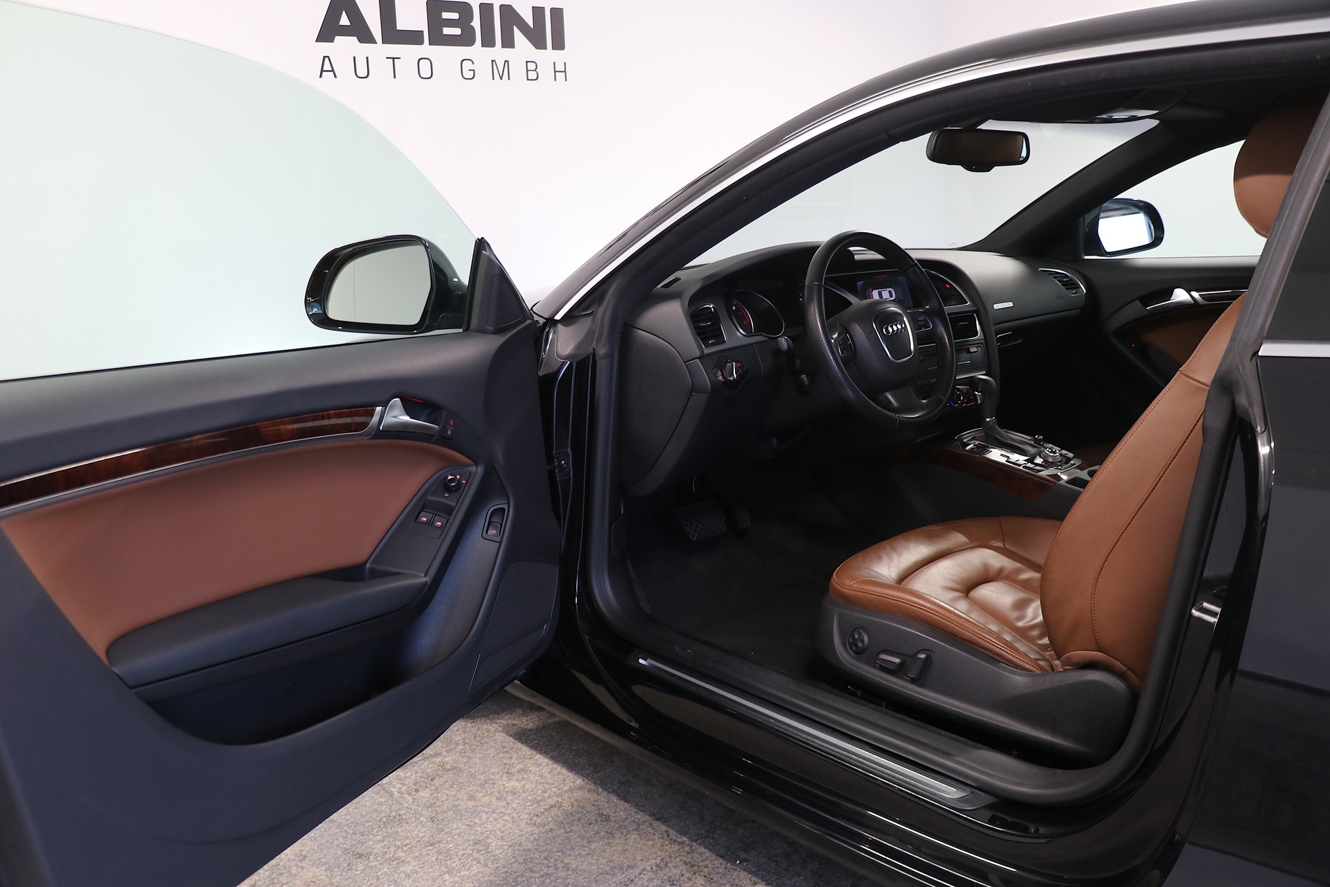 AUDI A5 Coupé 3.2 FSI quattro tiptronic-image-4