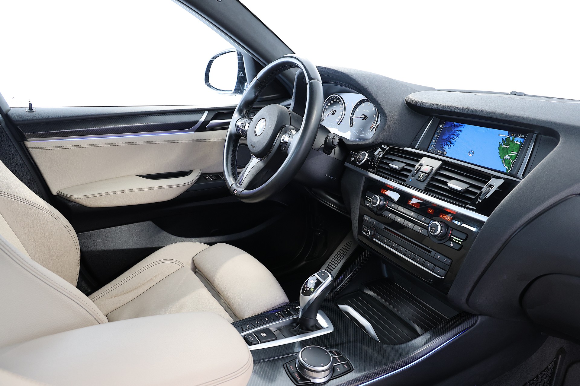 BMW X4 M 40i Steptronic-image-12