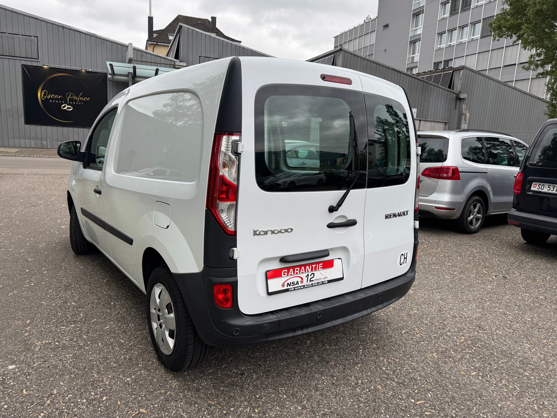 RENAULT Kangoo Medium dCi 95 ENERGY Business * 02xSitzplätz * Klimaanlage * Tempomat * PDC H * Frisch Ab MFK-image-9