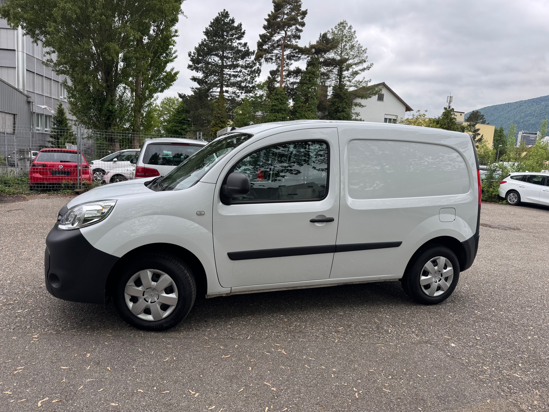 RENAULT Kangoo Medium dCi 95 ENERGY Business * 02xSitzplätz * Klimaanlage * Tempomat * PDC H * Frisch Ab MFK-image-7