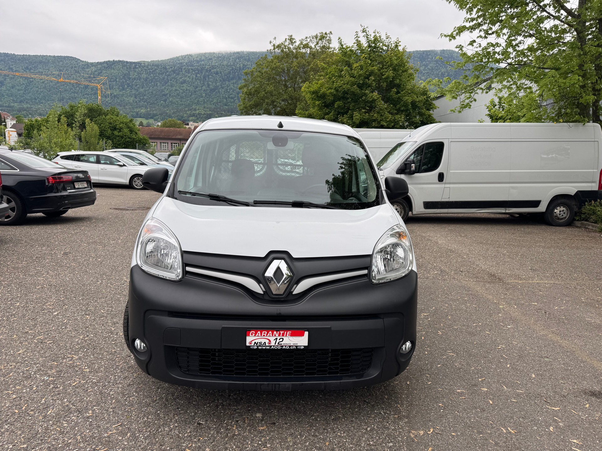 RENAULT Kangoo Medium dCi 95 ENERGY Business * 02xSitzplätz * Klimaanlage * Tempomat * PDC H * Frisch Ab MFK-image-1