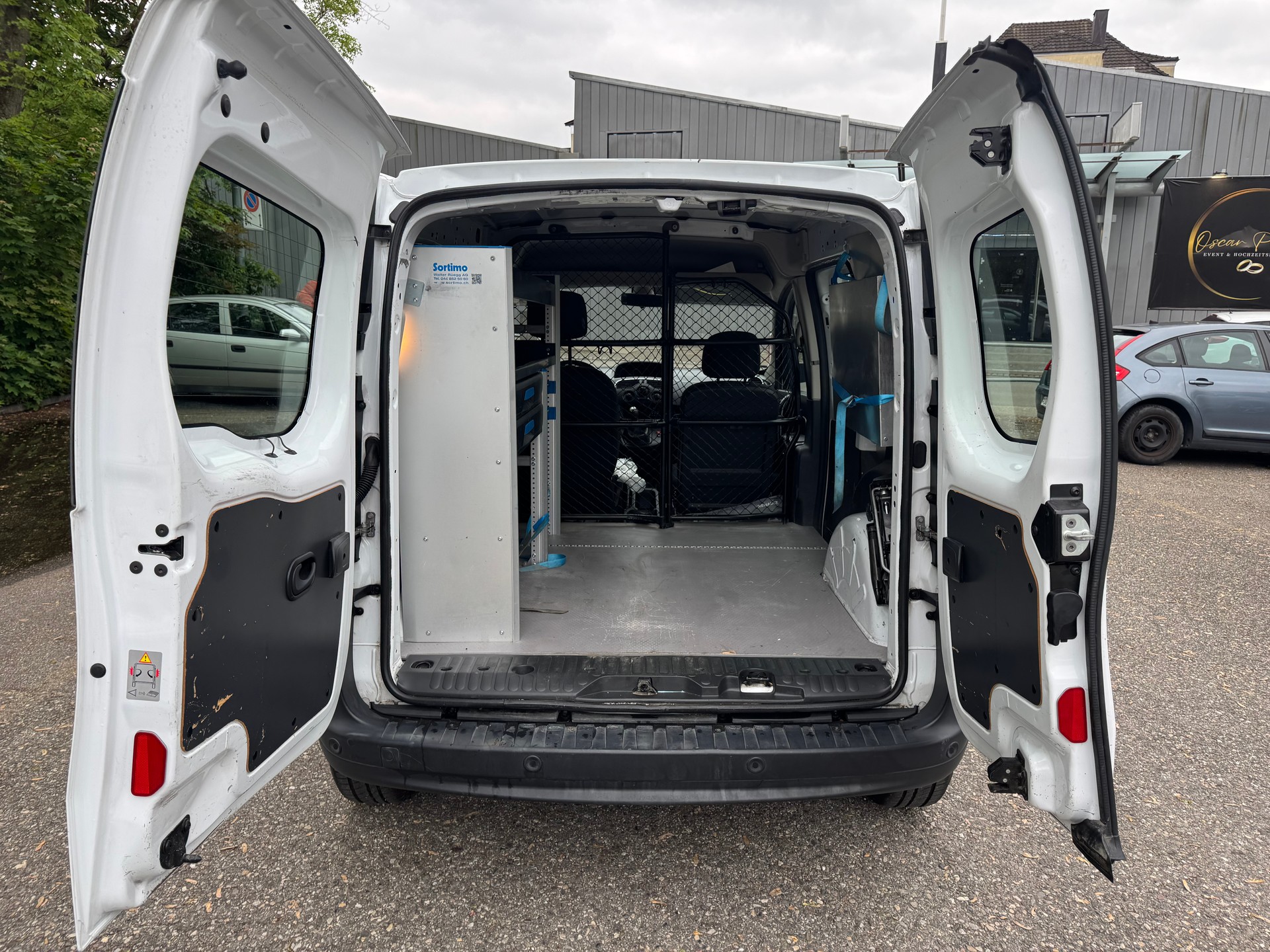 RENAULT Kangoo Medium dCi 95 ENERGY Business * 02xSitzplätz * Klimaanlage * Tempomat * PDC H * Frisch Ab MFK-image-10