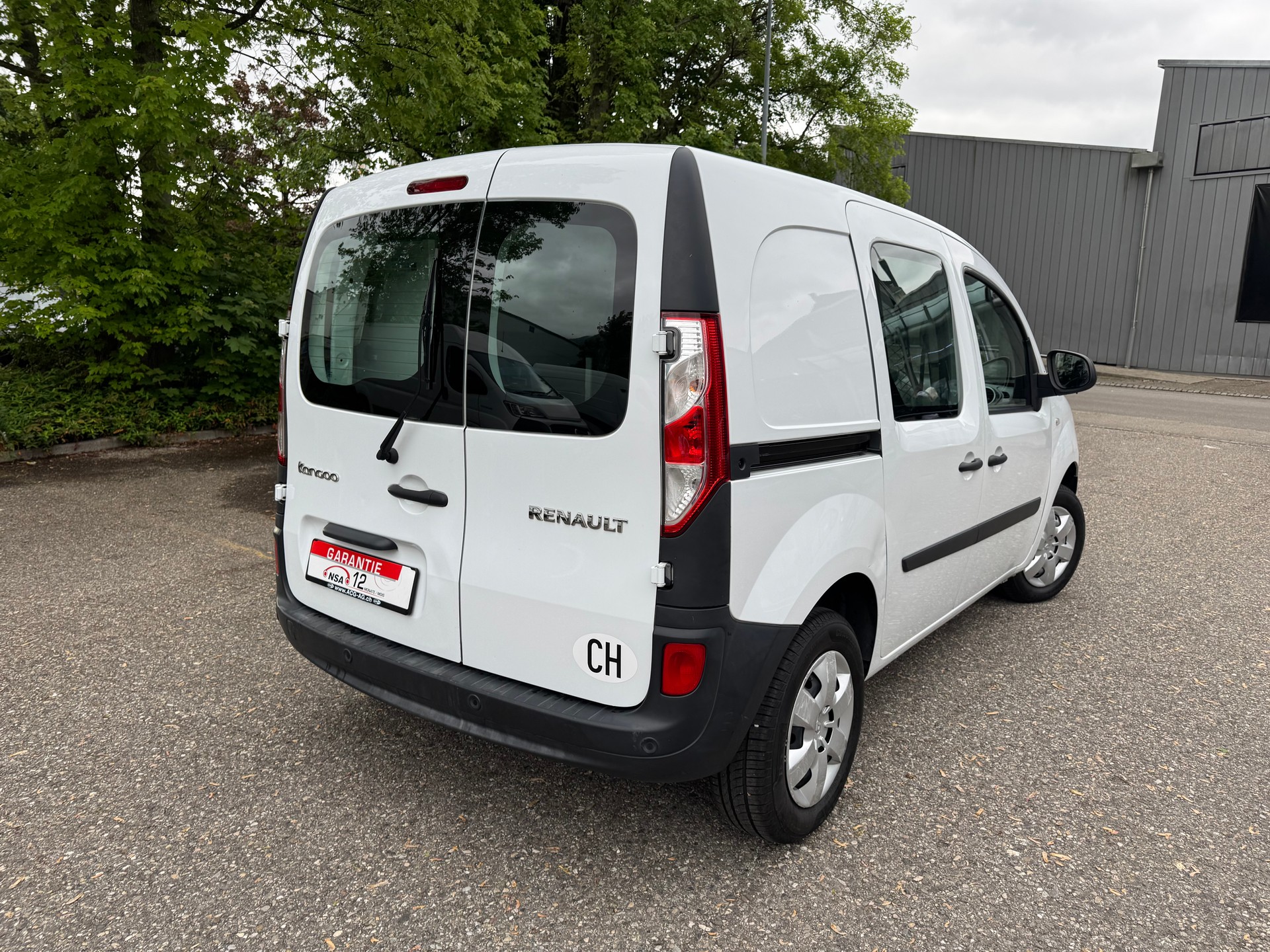 RENAULT Kangoo Medium dCi 95 ENERGY Business * 02xSitzplätz * Klimaanlage * Tempomat * PDC H * Frisch Ab MFK-image-4