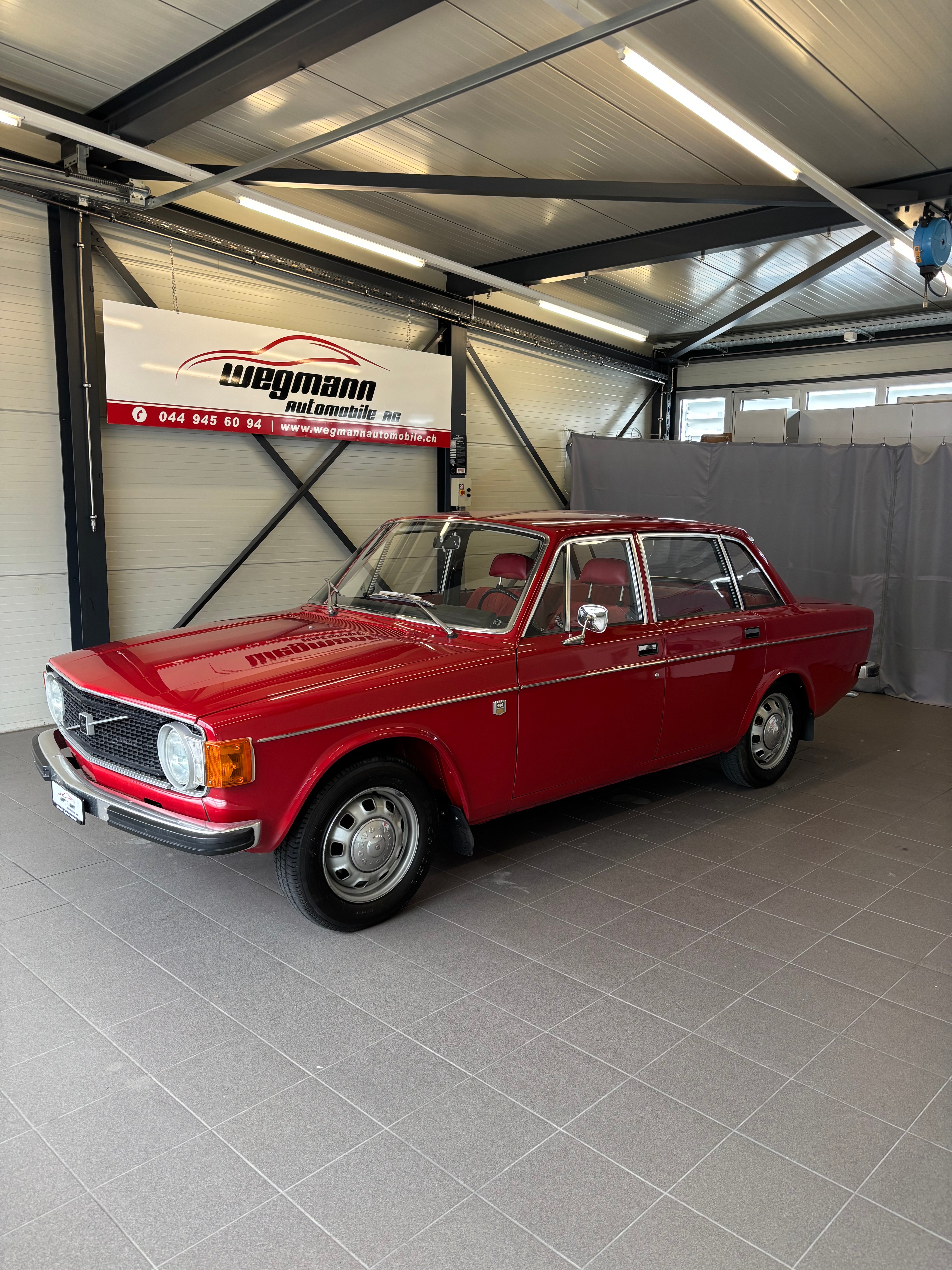 VOLVO 144 — slika 1