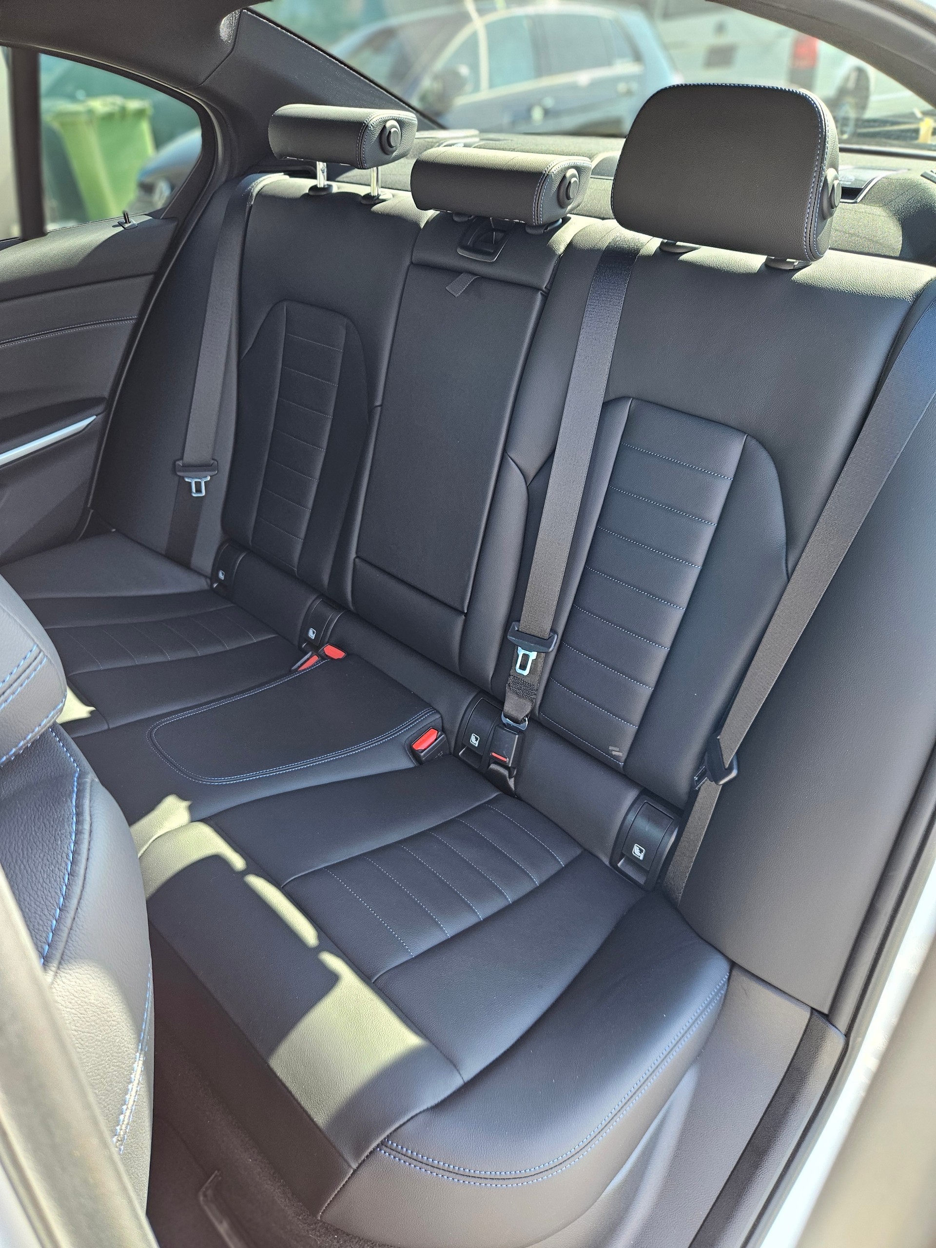 BMW M340d xDrive 48V Steptronic-image-10