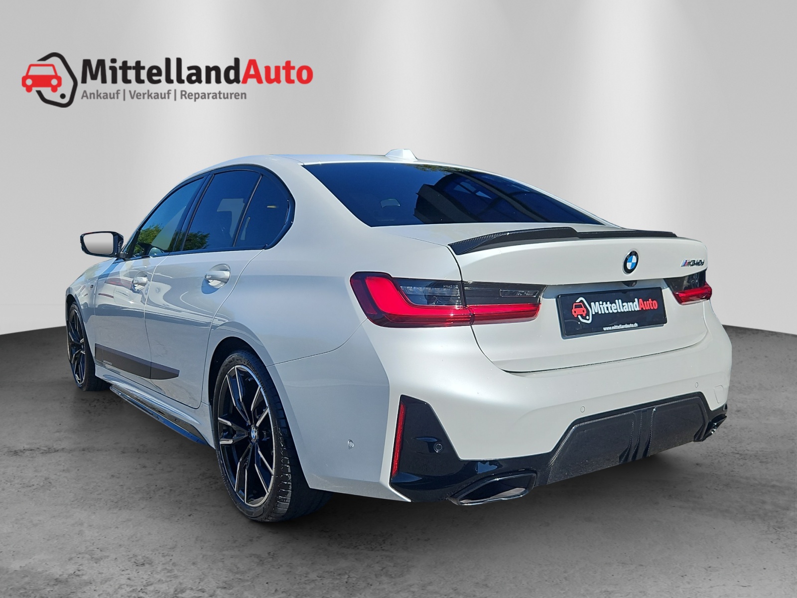 BMW M340d xDrive 48V Steptronic-image-13