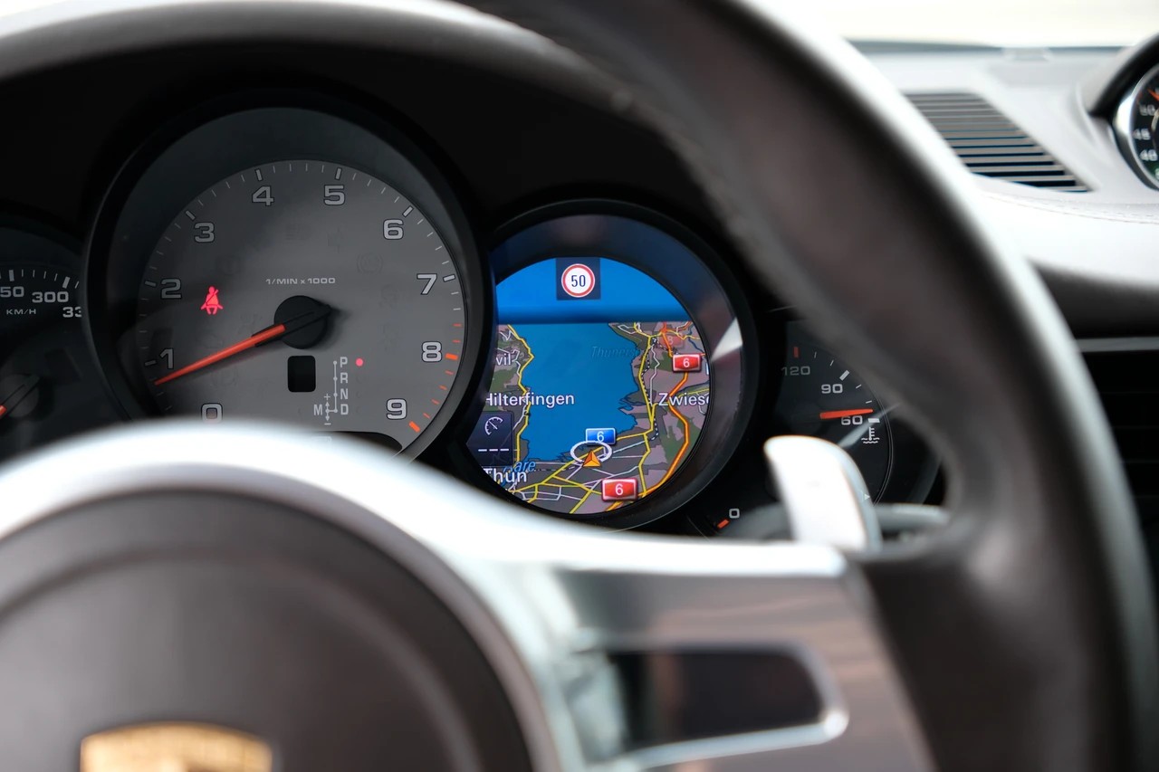 PORSCHE 911 Carrera 4S PDK-image-12