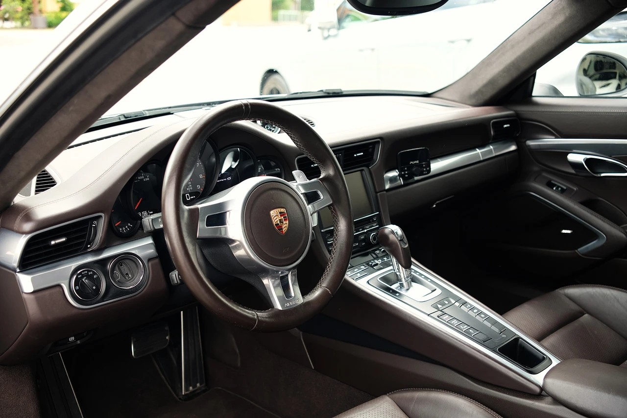 PORSCHE 911 Carrera 4S PDK-image-7
