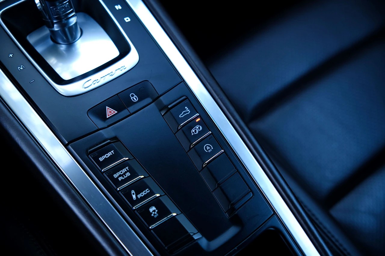 PORSCHE 911 Carrera 4S PDK-image-13
