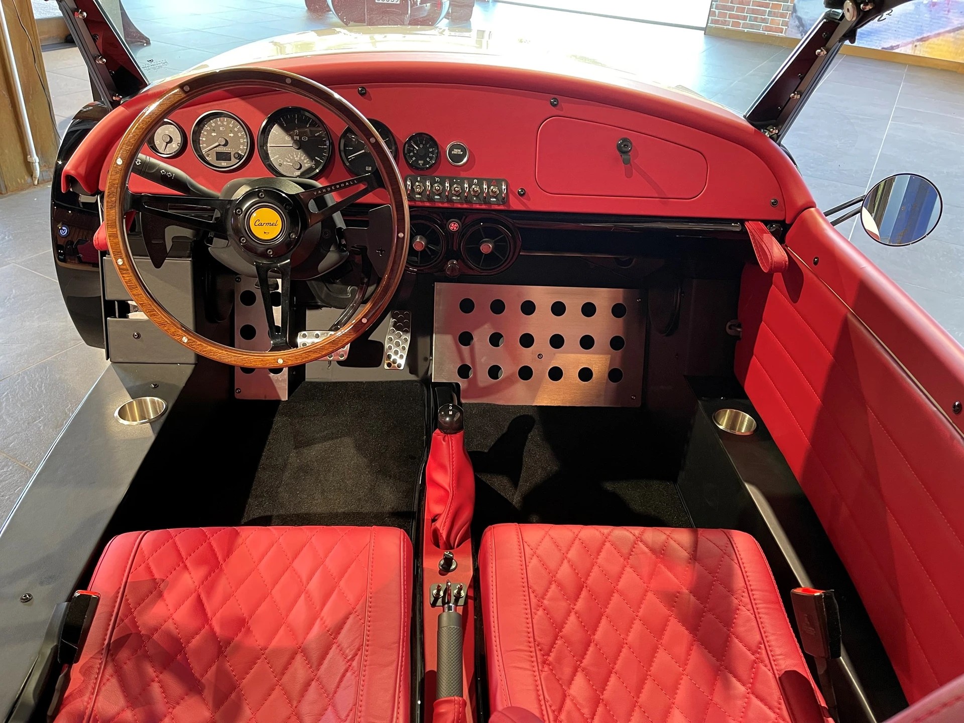 VANDERHALL Carmel GTS-image-9