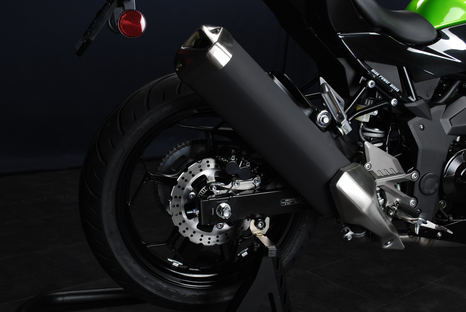 KAWASAKI Z 125 MY26-showroom-element-1