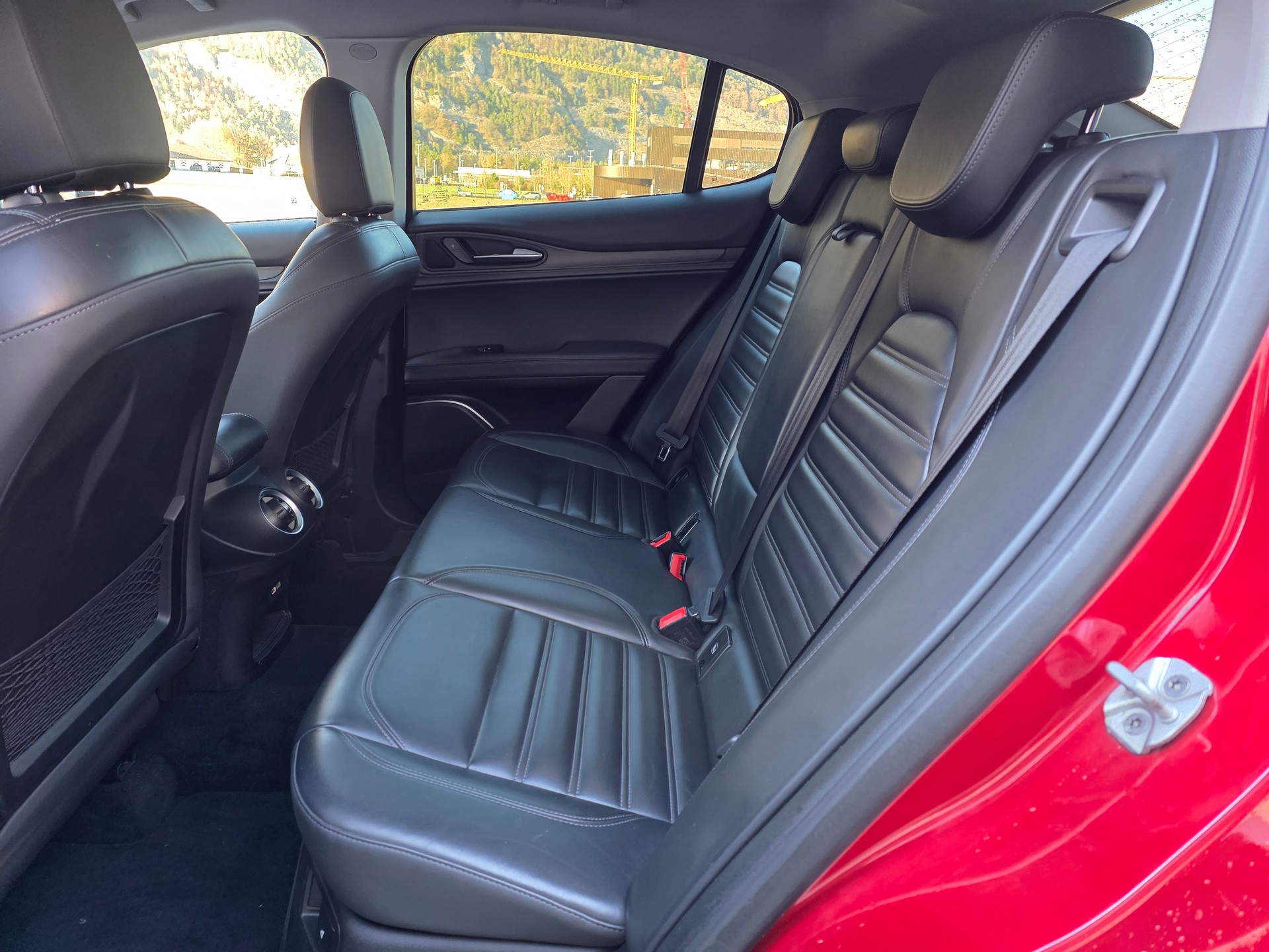 ALFA ROMEO Stelvio 2.0 First Edition Q4 Automatic-image-18