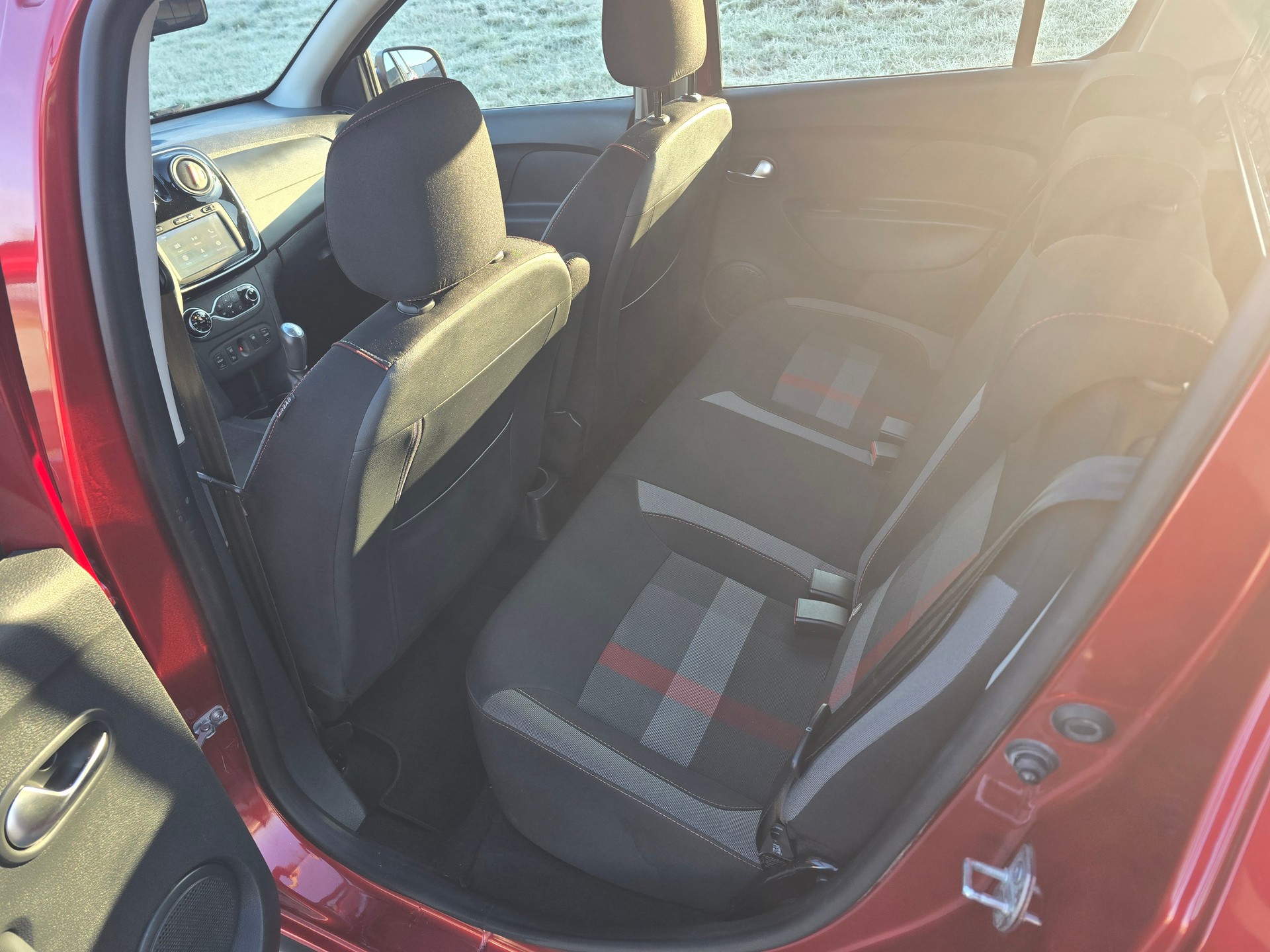 DACIA Sandero Tce 90 Stepway-image-8