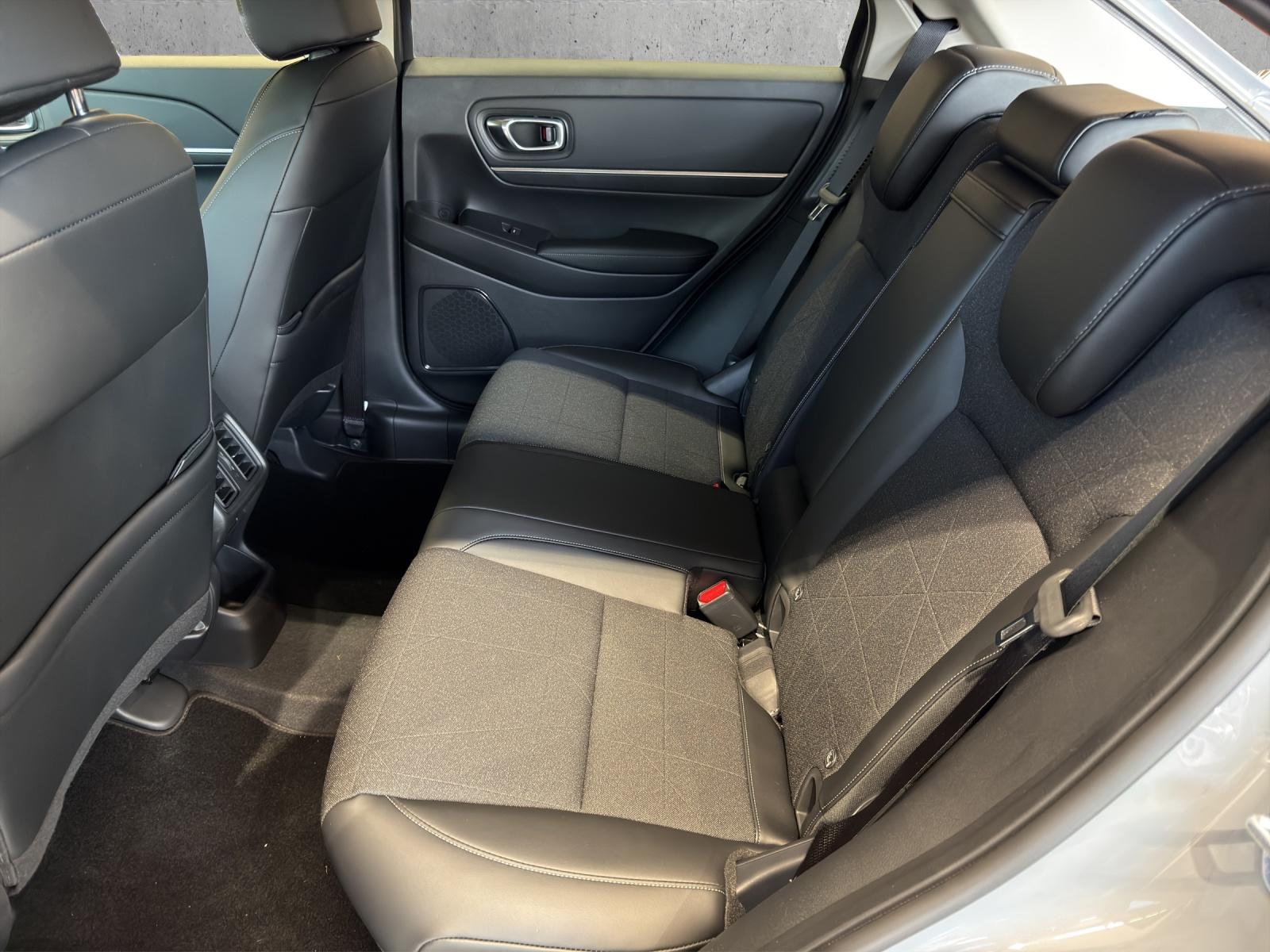HONDA HR-V 1.5 i-MMD Advance Plus-image-13