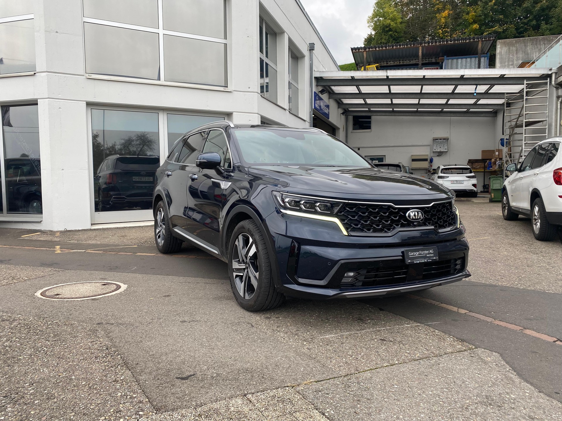 KIA Sorento 1.6 T-GDi Plug-in Hybrid 7P-image-1