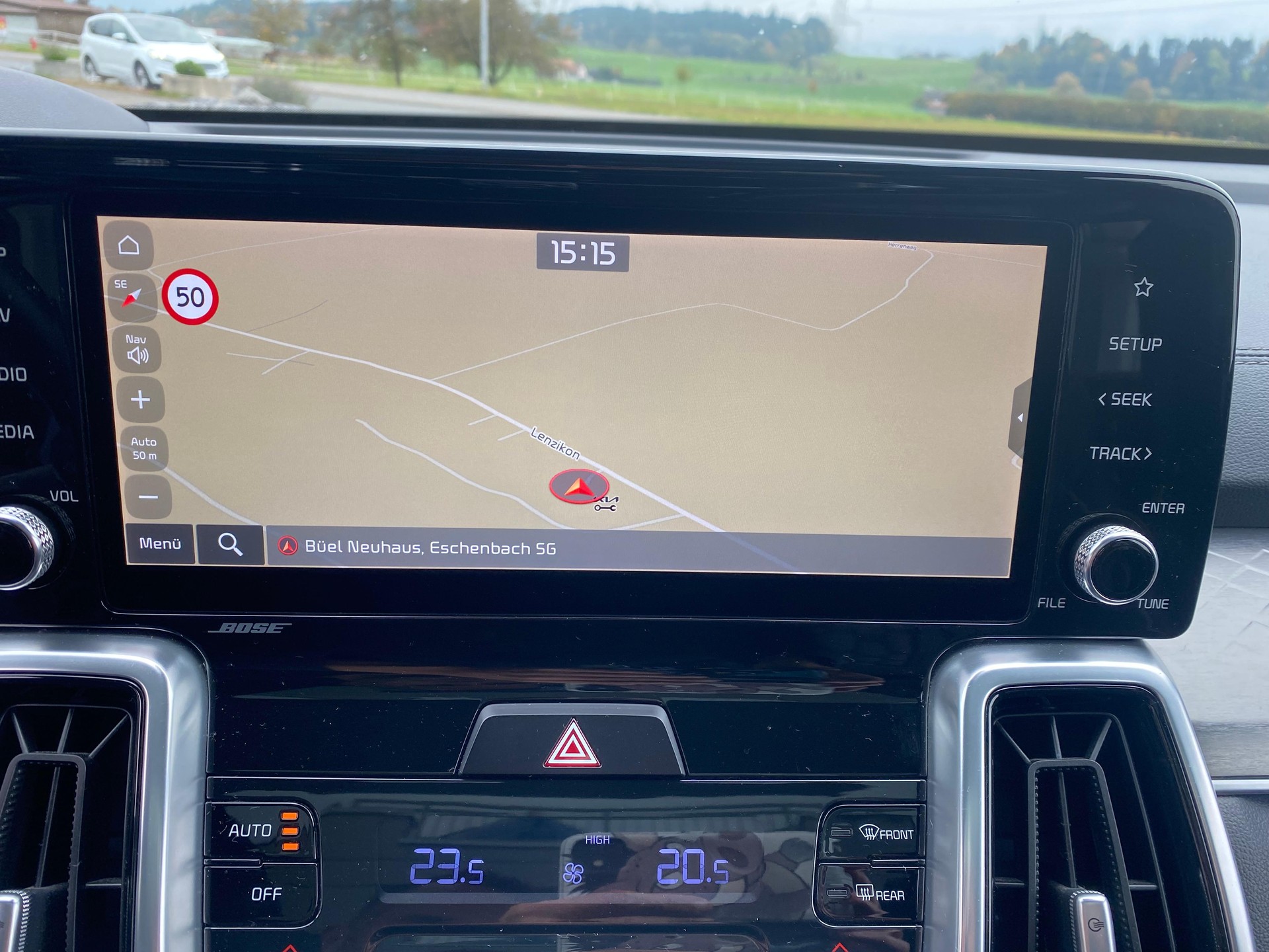 KIA Sorento 1.6 T-GDi Plug-in Hybrid 7P-image-11