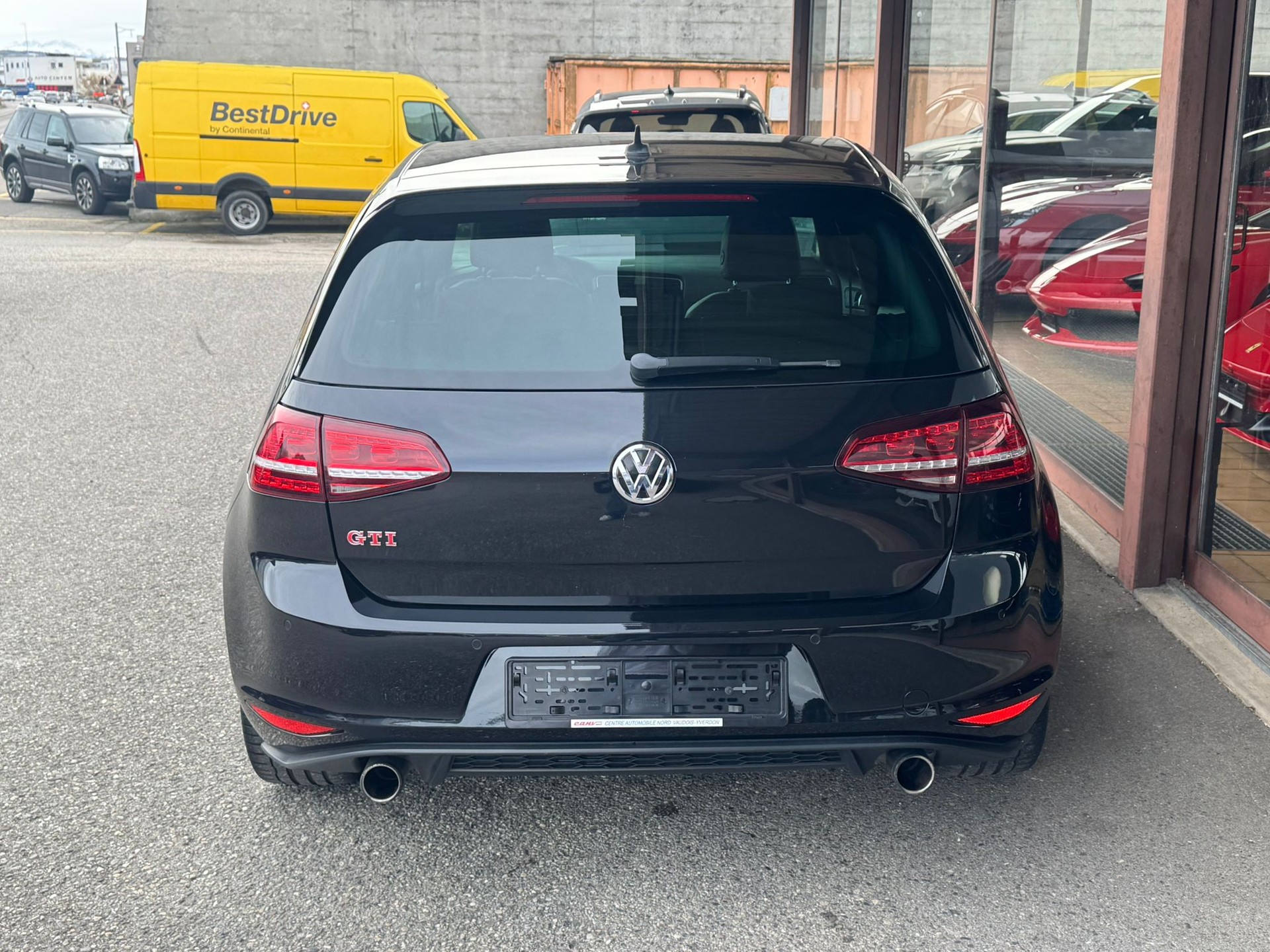 VW Golf 2.0 TSI GTI Performance DSG-image-4
