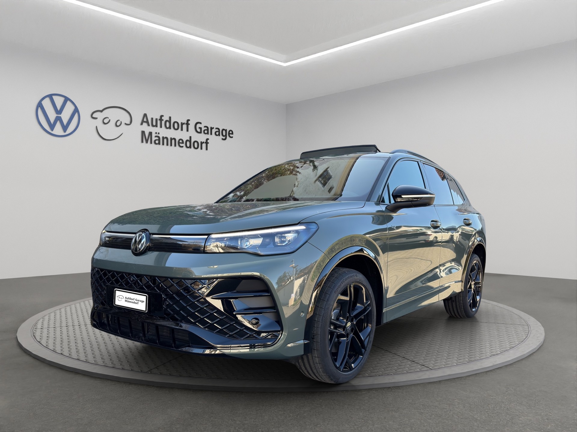 VW Tiguan 2.0 TSI DSG R-Line 4Motion-image-0