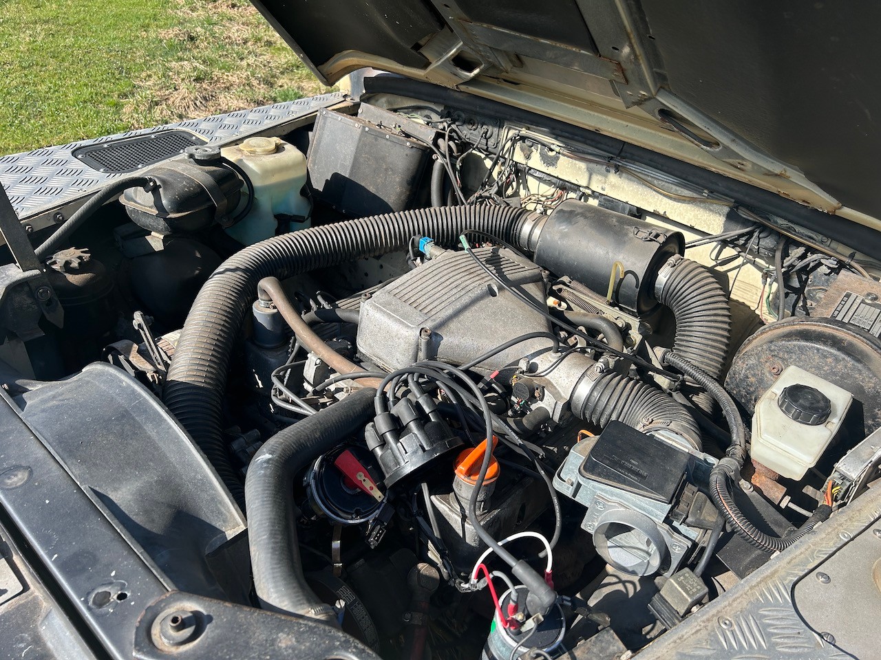 LAND ROVER 110 V8 Station Wagon-image-8
