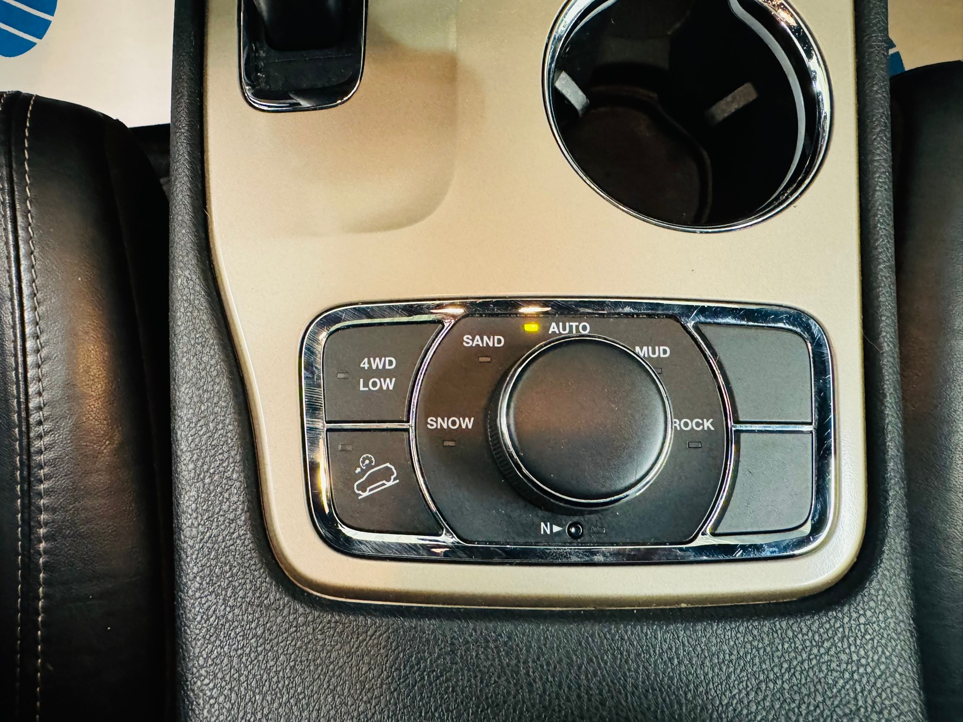 JEEP Grand Cherokee 3.0 CRD Limited Automatic-image-14