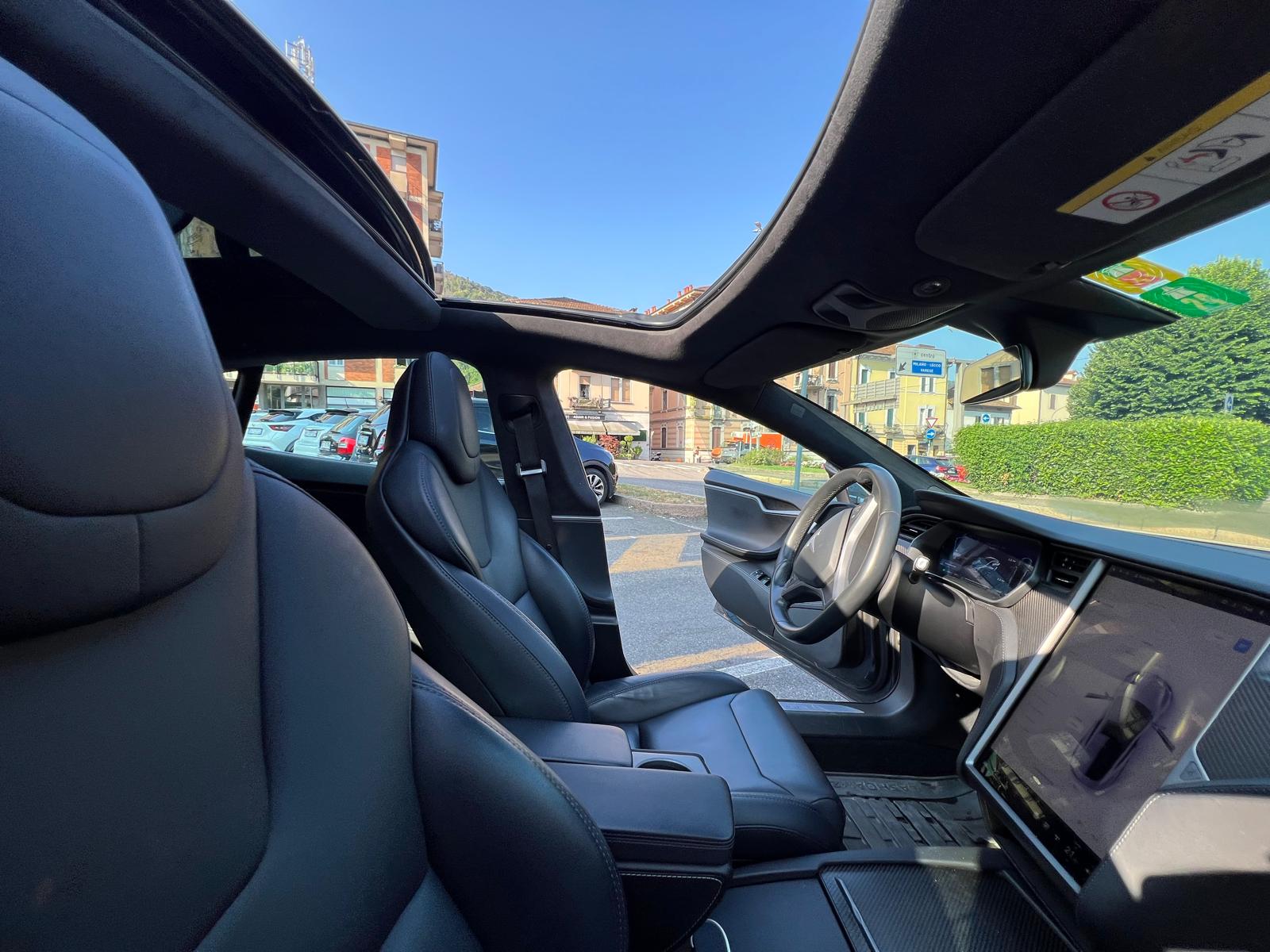 TESLA MODEL S-image-8