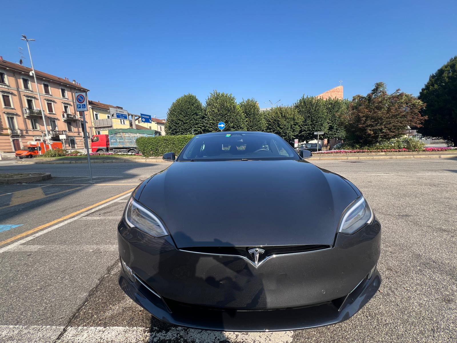 TESLA MODEL S-image-9