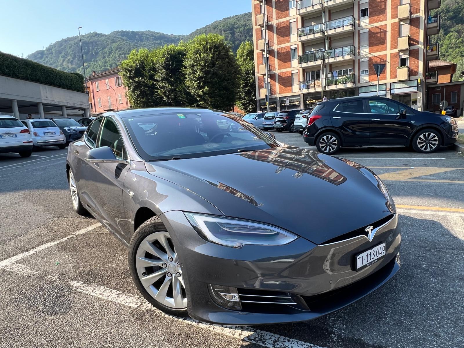 TESLA MODEL S-image-5