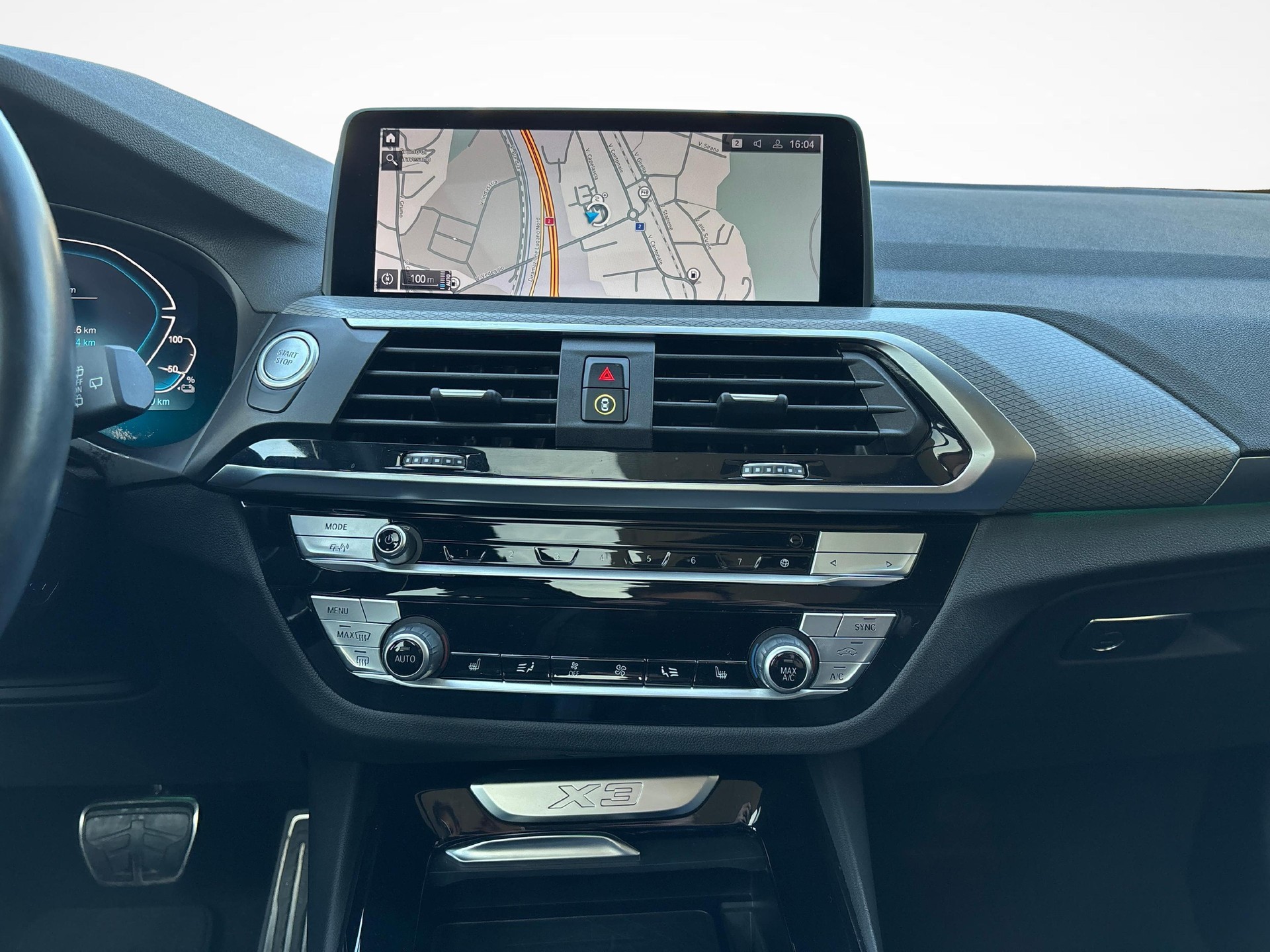 BMW X3 30e xDrive SAG-image-15
