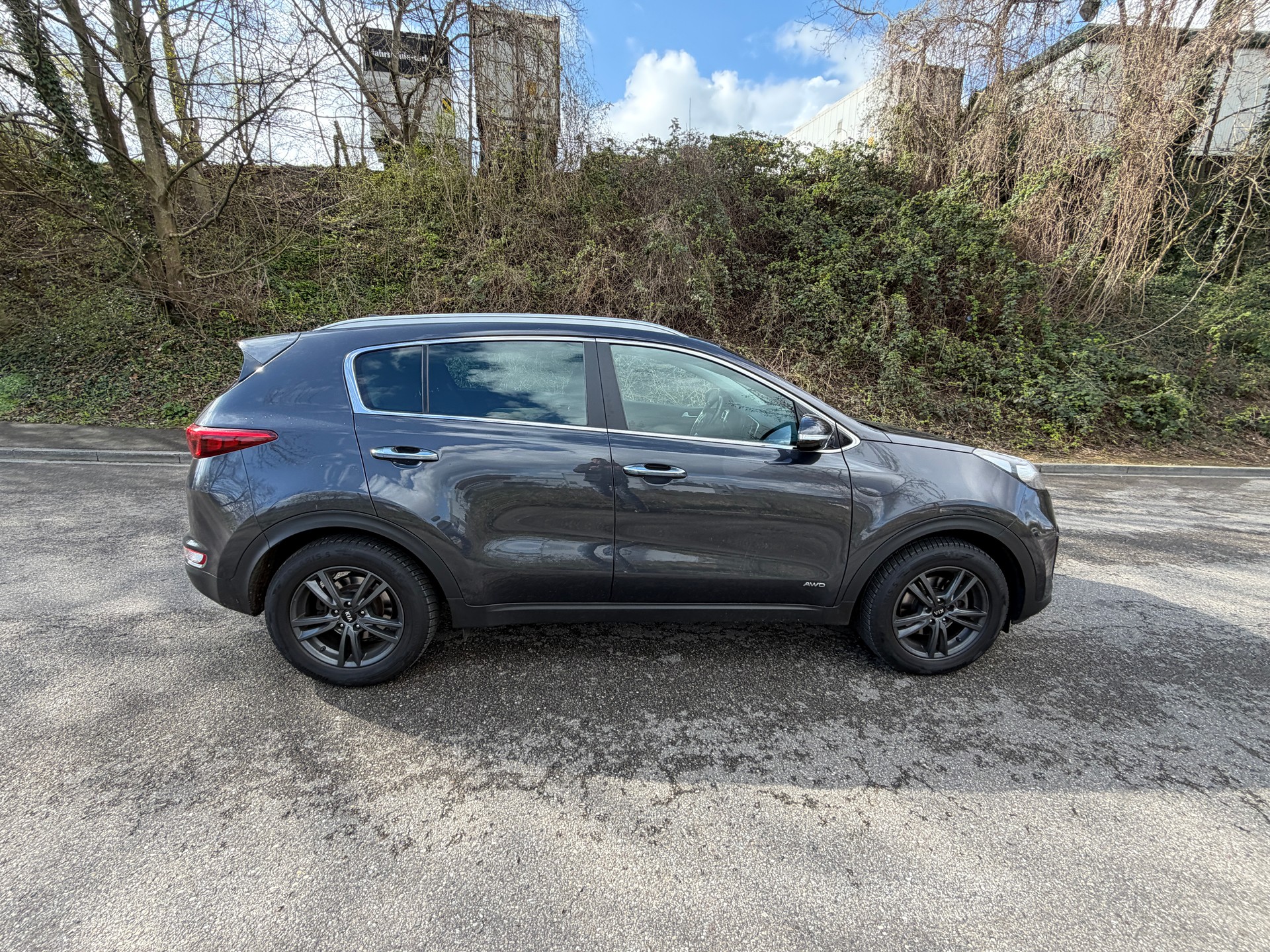 KIA Sportage 1.6 T-GDi Swiss City Line 4WD Automat-image-4
