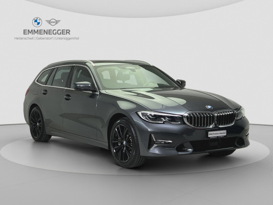 BMW 330e xDrive Luxury Line-image-6