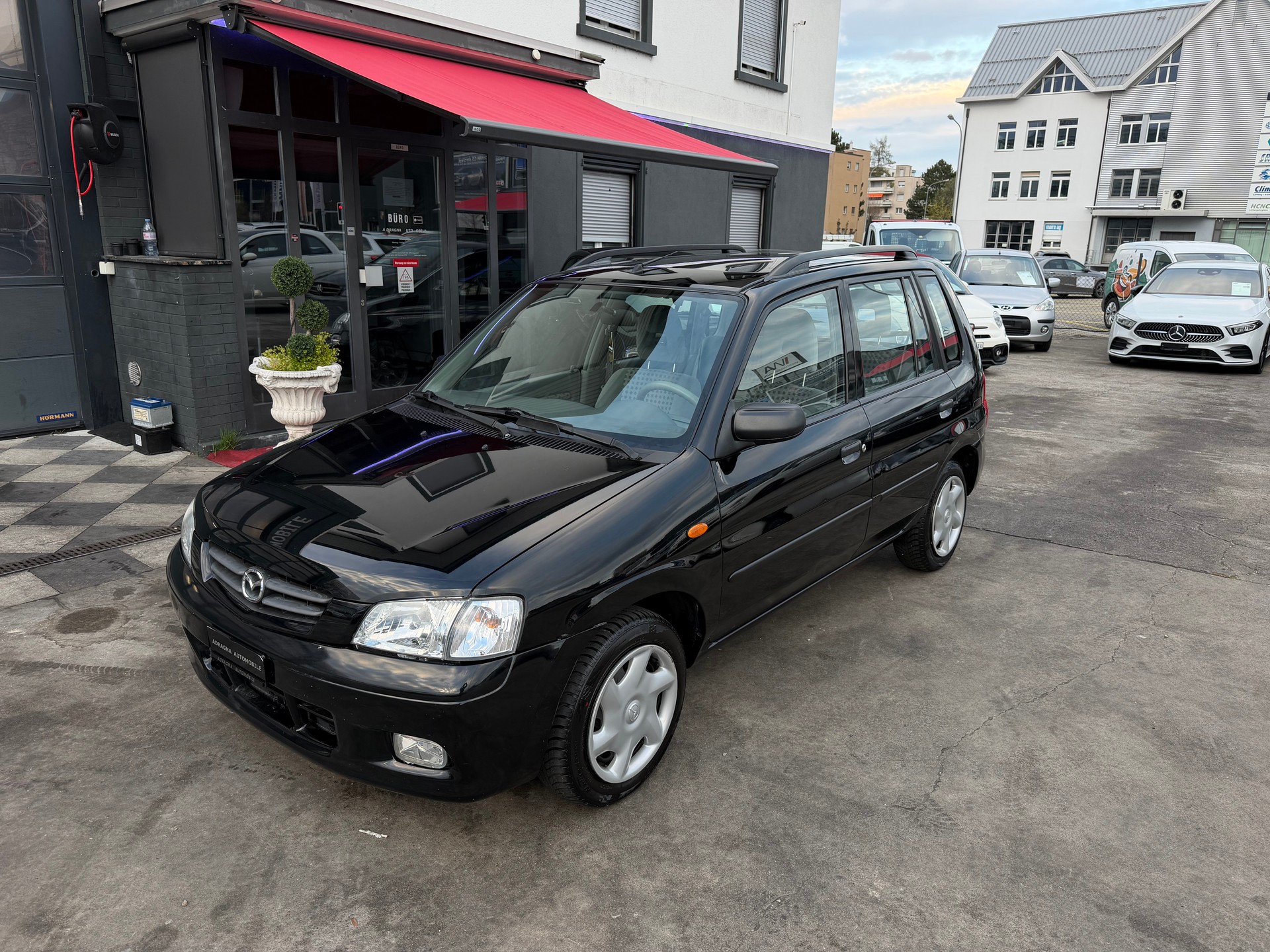 MAZDA Demio 1.5i-16 High ABS-image-4