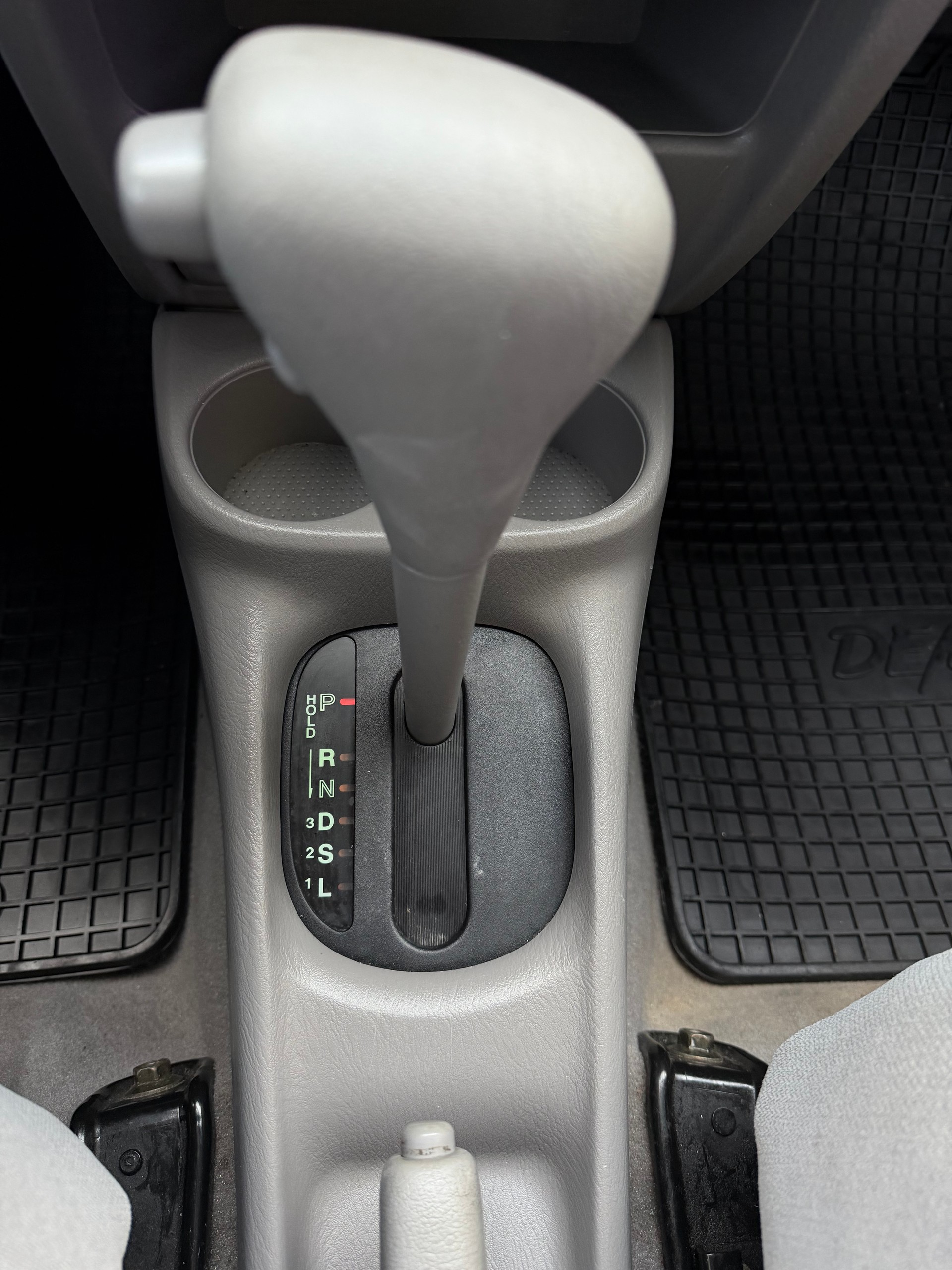 MAZDA Demio 1.5i-16 High ABS-image-16