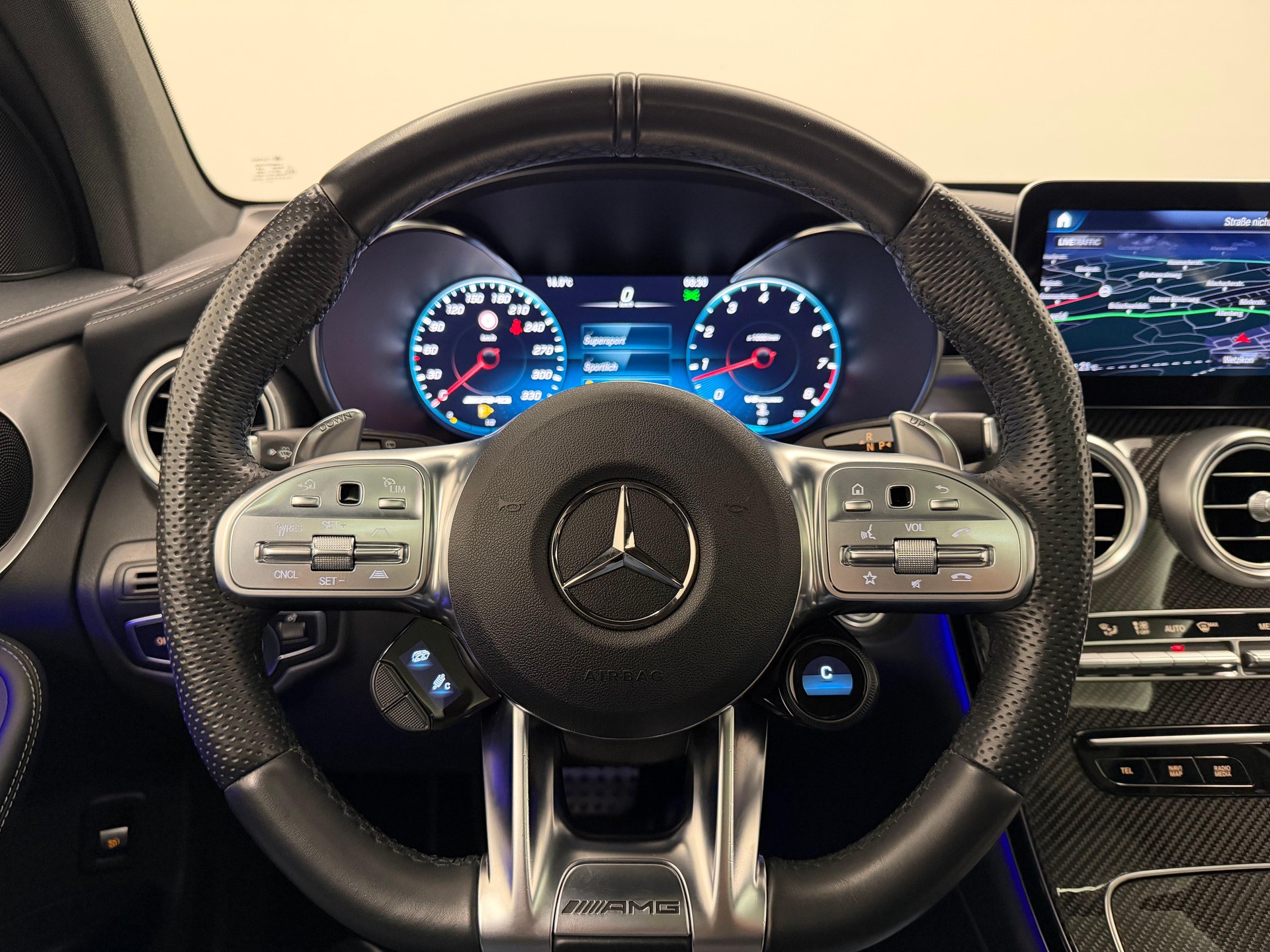 MERCEDES-BENZ GLC 63 S AMG 4m+-image-19