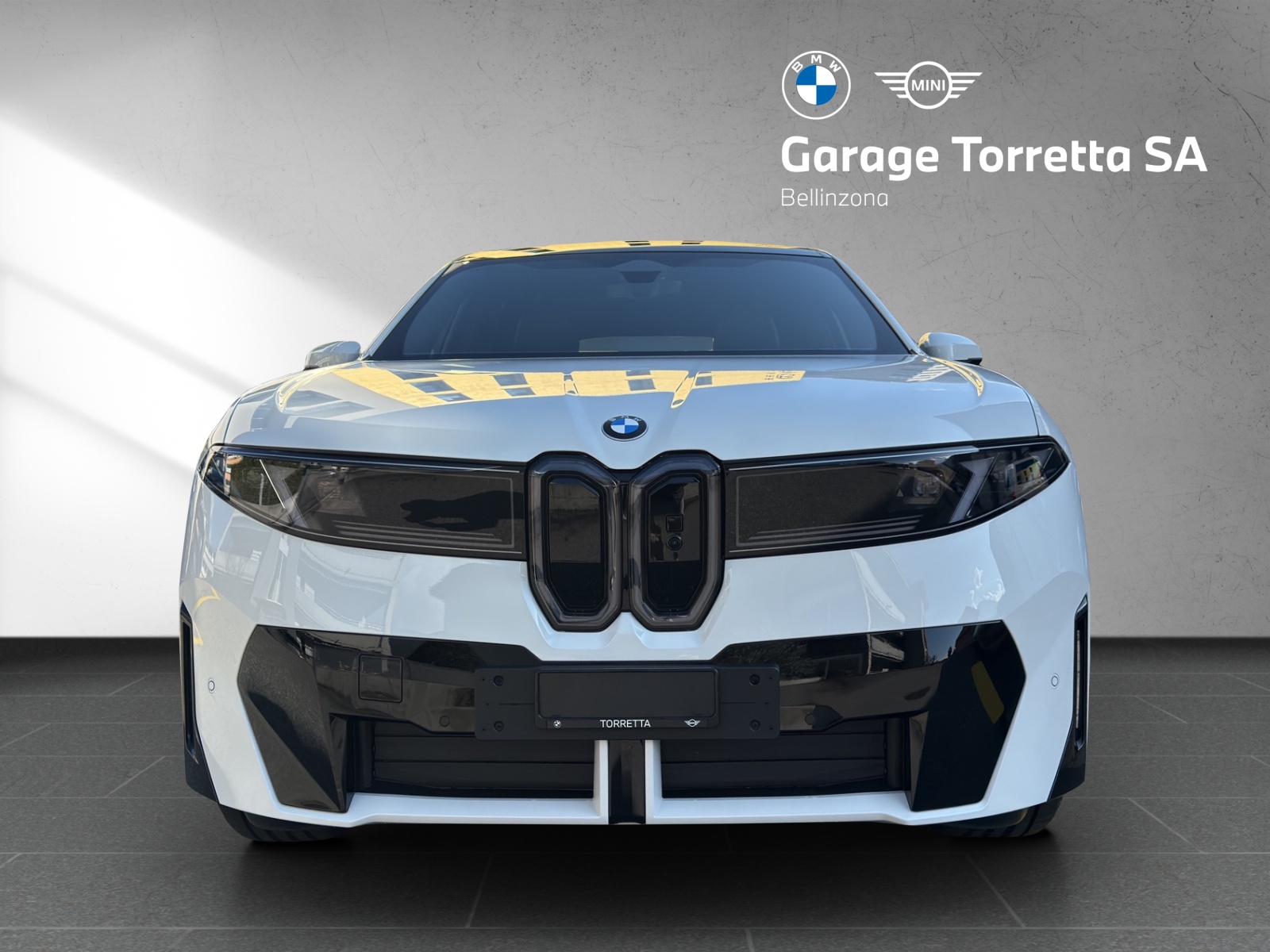 BMW iX3 50 xDrive M Sport-image-7