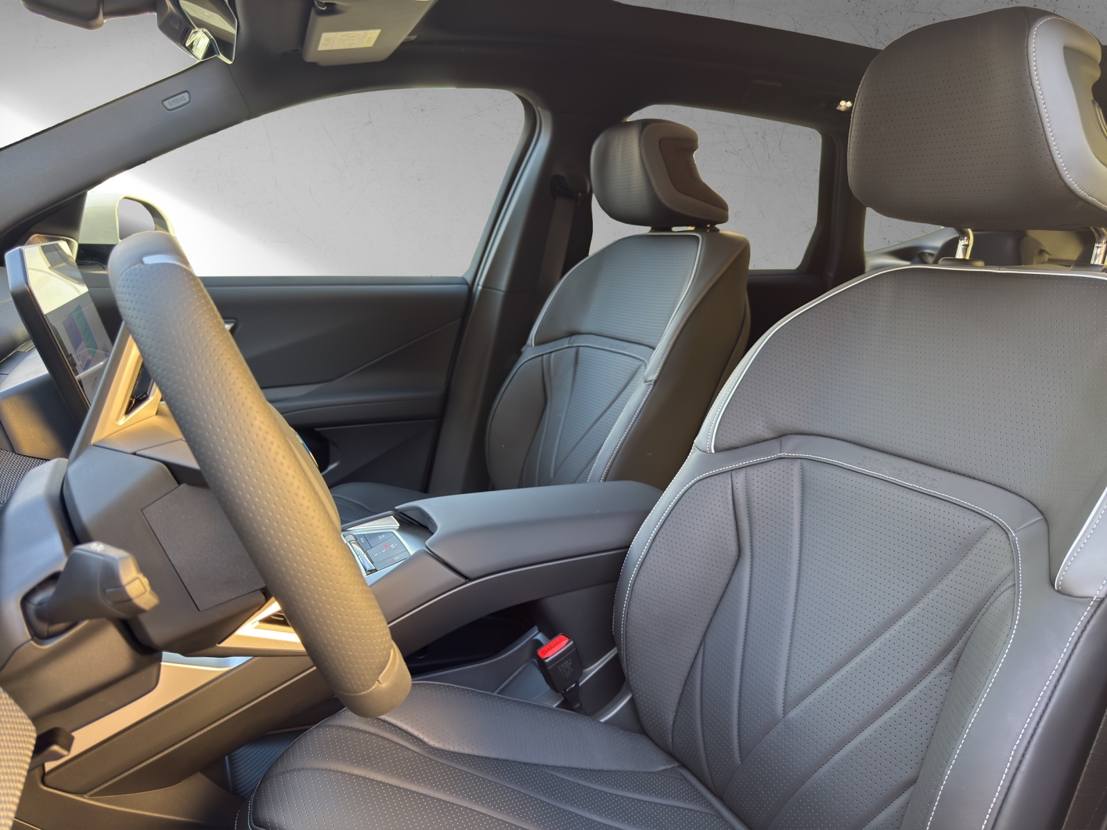 BMW iX3 50 xDrive M Sport-image-15