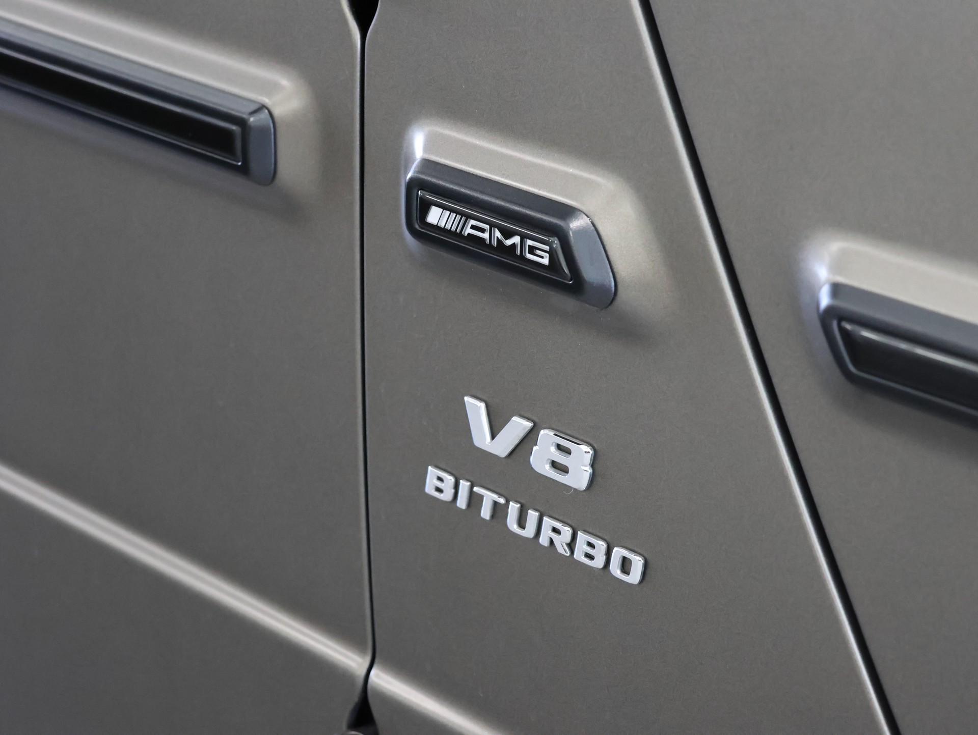 MERCEDES-BENZ G 63 AMG Speedshift Plus G-Tronic *G-Manufaktur* *AMG-Performance* *Burmester*-image-16