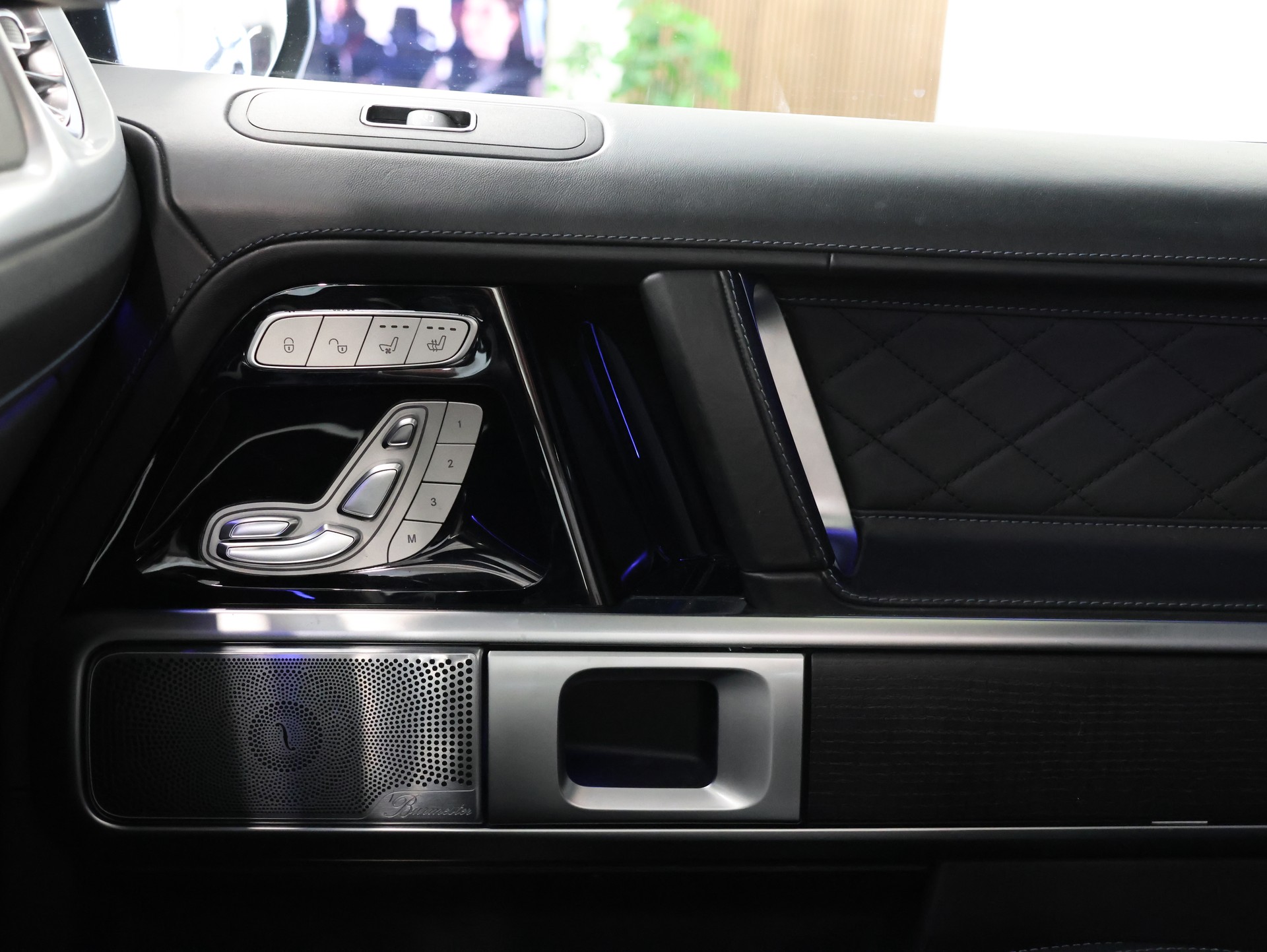 MERCEDES-BENZ G 63 AMG Speedshift Plus G-Tronic *G-Manufaktur* *AMG-Performance* *Burmester*-image-43