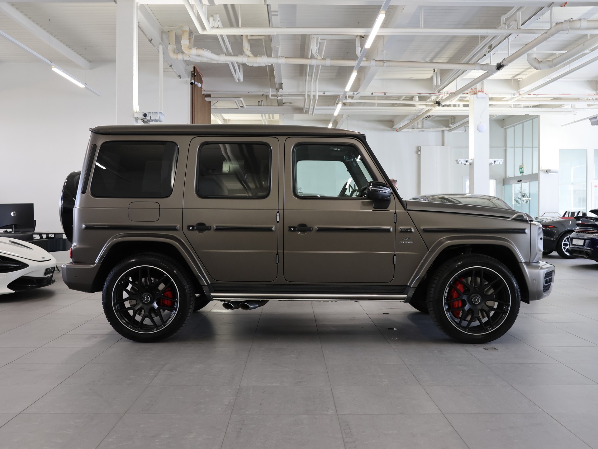 MERCEDES-BENZ G 63 AMG Speedshift Plus G-Tronic *G-Manufaktur* *AMG-Performance* *Burmester*-image-6